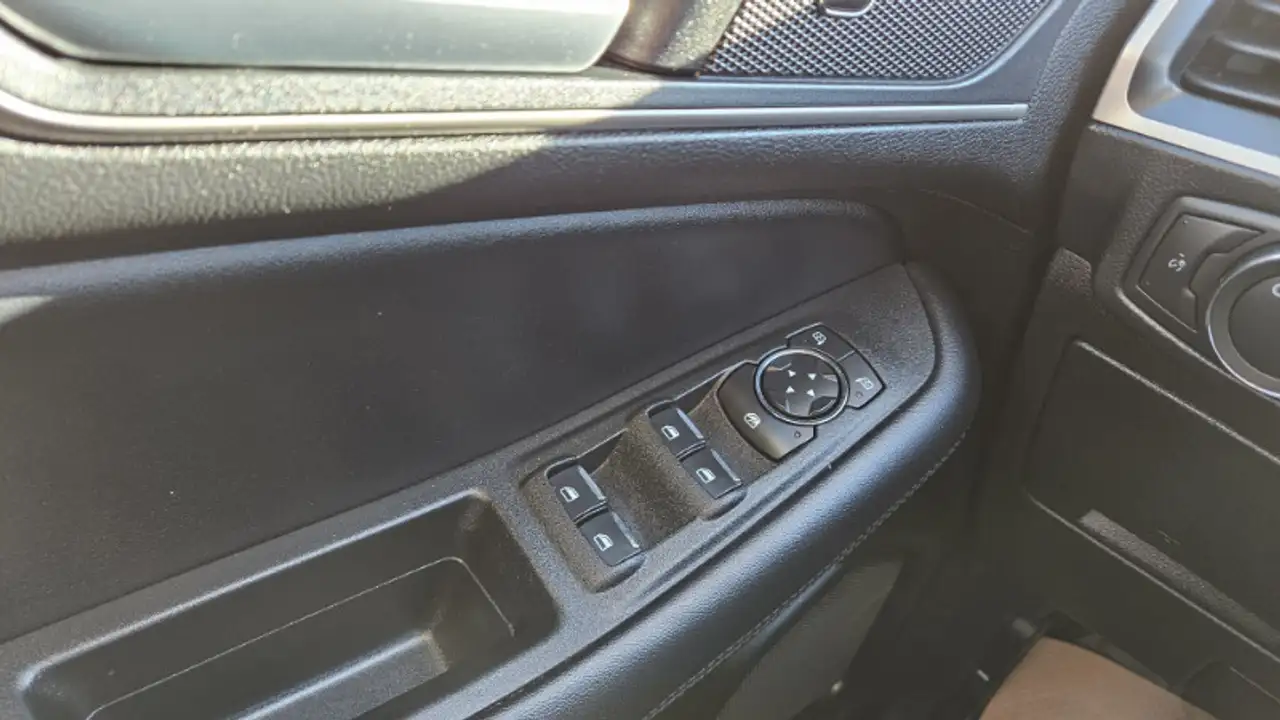 Ford Edge photo Ford Edge