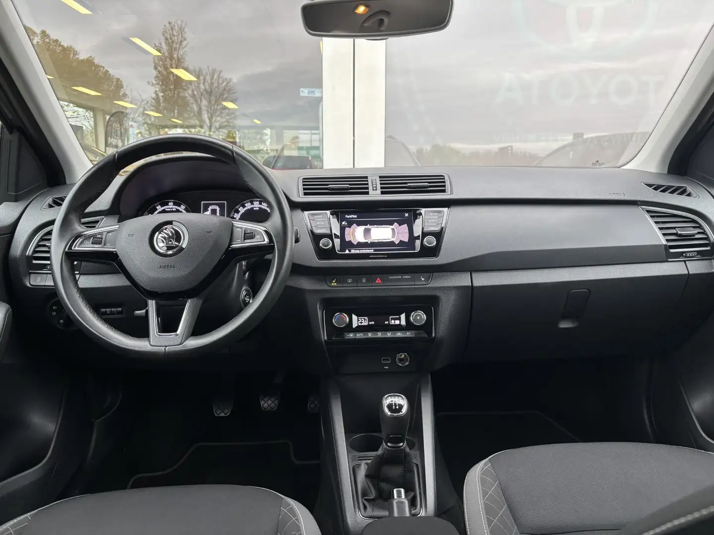 Skoda Fabia Combi 1.0 TSI Business Edition | Apple Carplay/And Gris - 2