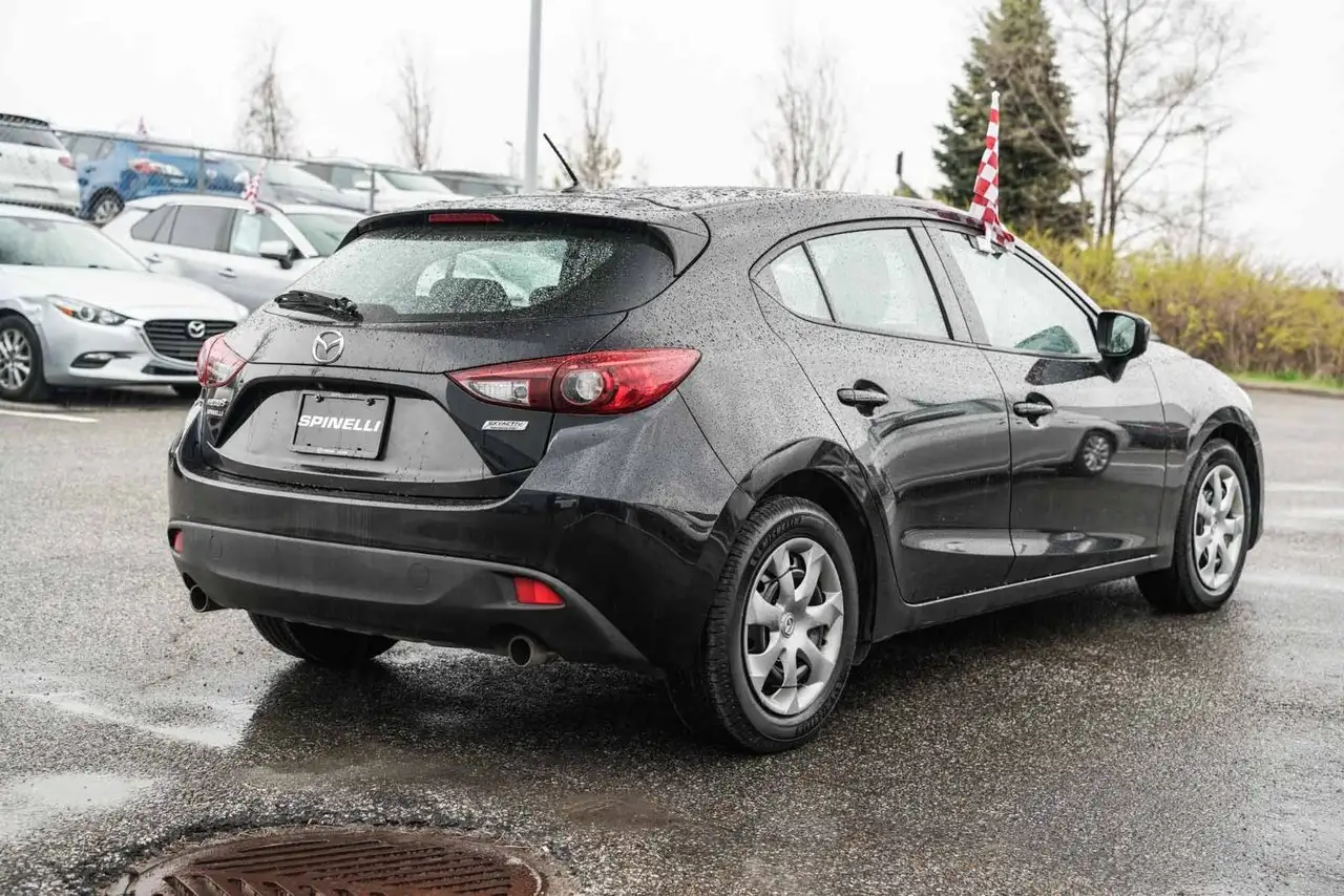 Mazda 3 снимка Mazda 3