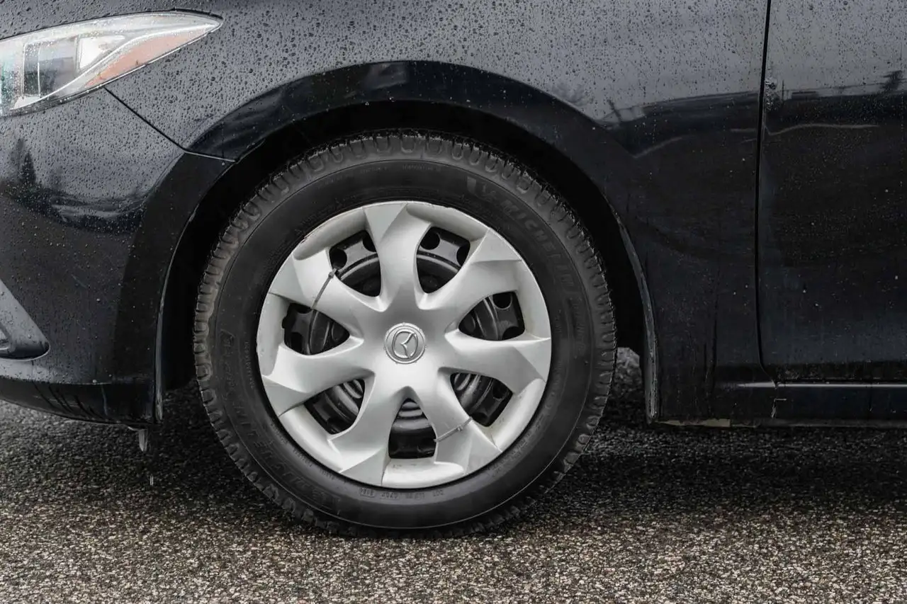 Mazda 3 снимка Mazda 3