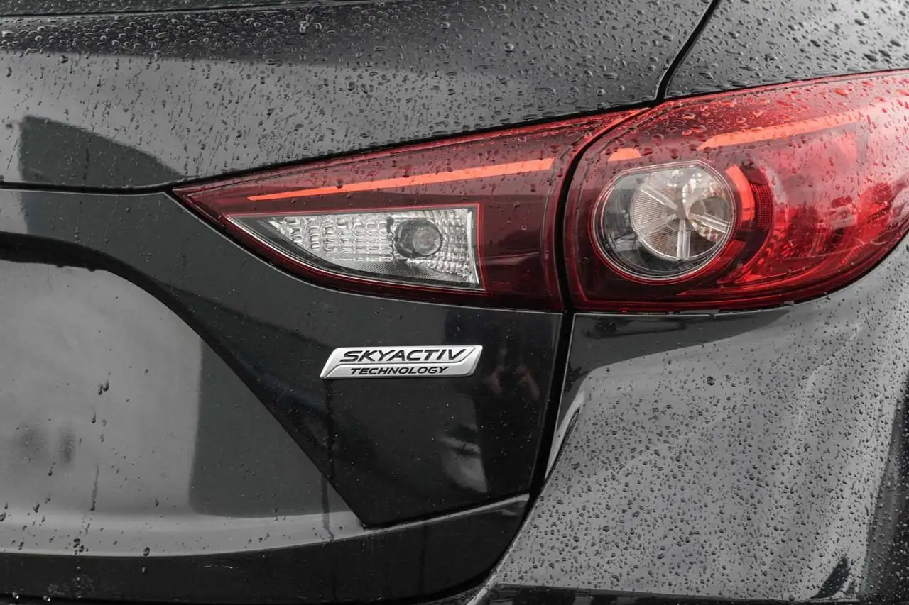 Mazda 3 снимка Mazda 3