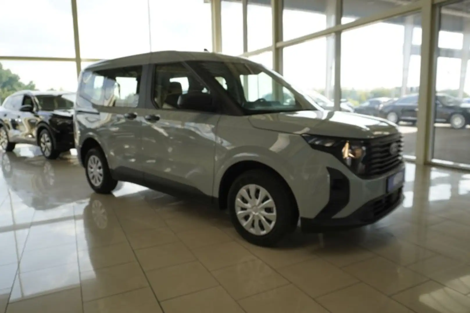 Ford Tourneo Courier 1,0 125PS Aut.Winterp/Pdc/Temp.       ** Gris - 2