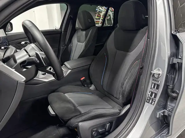 BMW 3 Series view 9