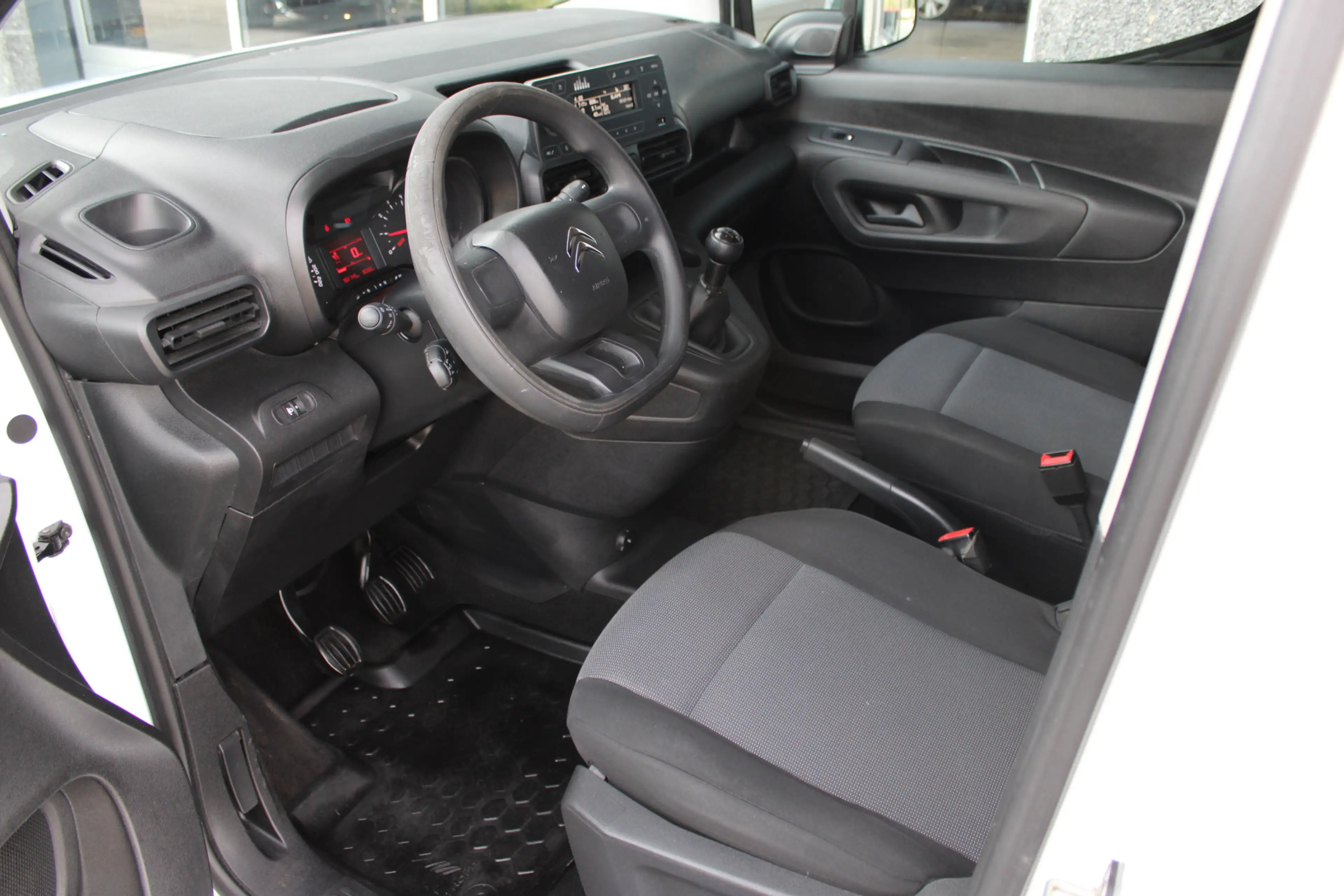 Citroen Berlingo 1.6 BlueHDI Control EX BTW EURO6  Nieuw Model Trek — photo 6