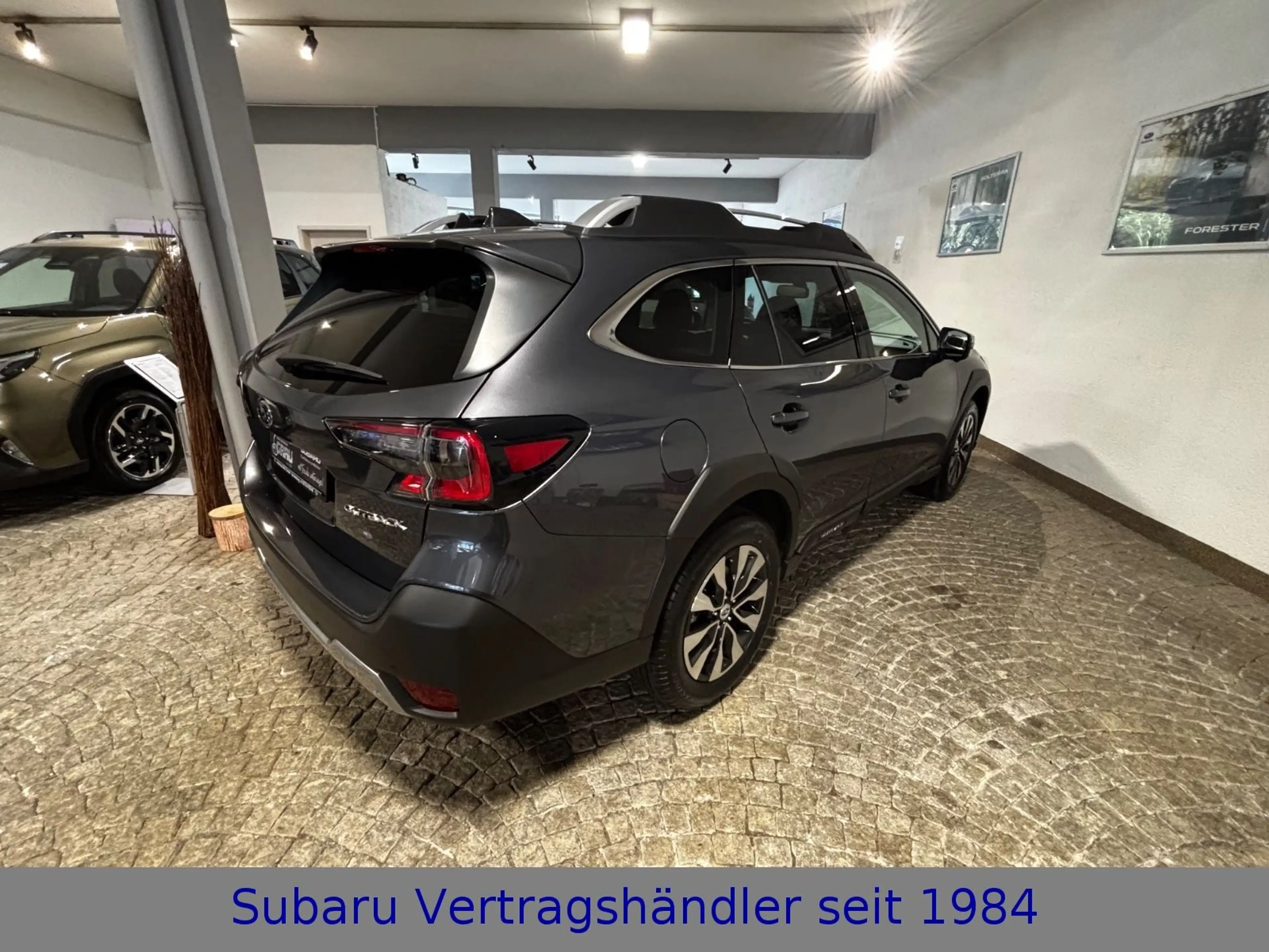 Subaru OUTBACK Outback Platinum — photo 4