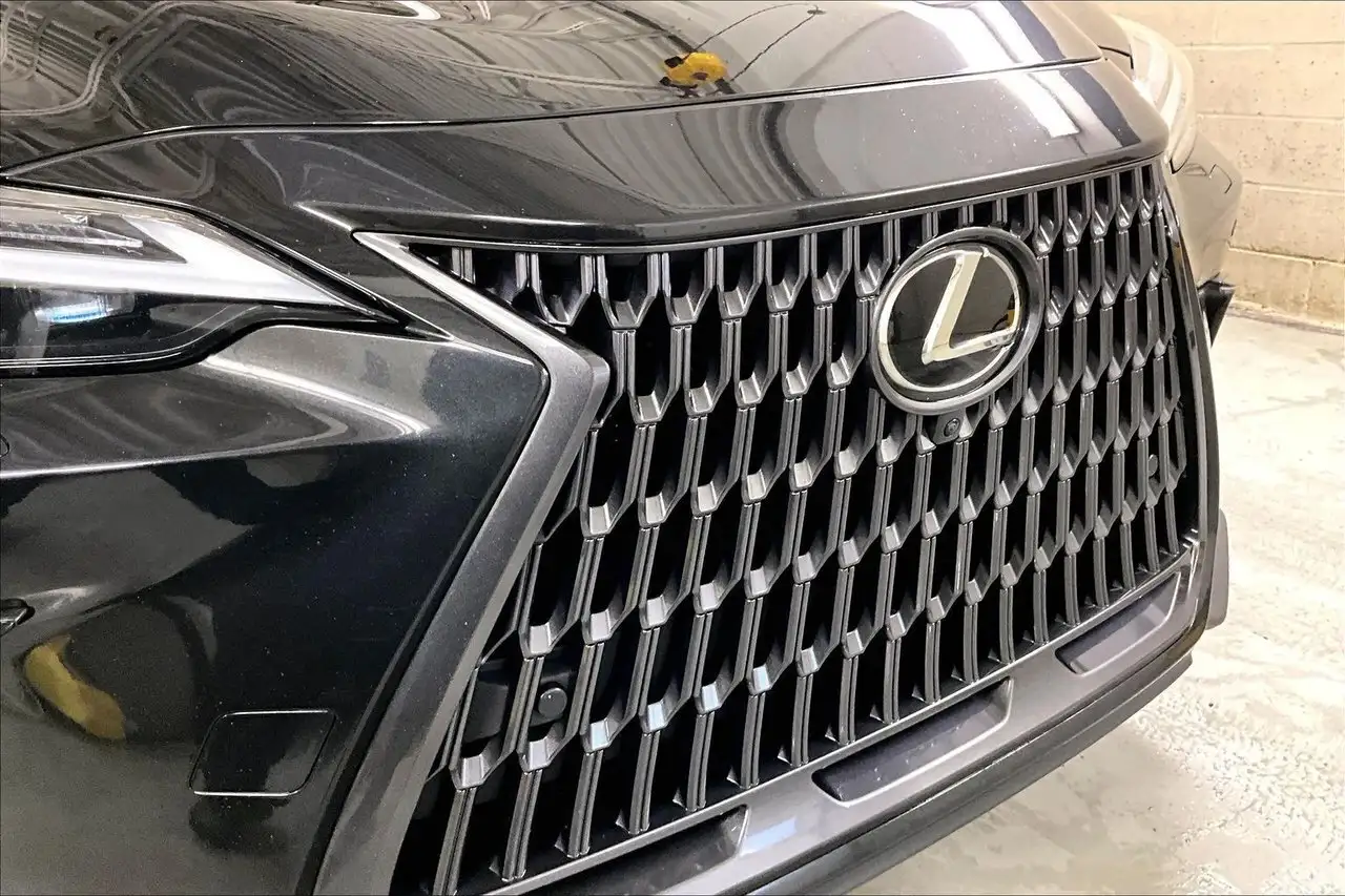 Lexus NX снимка Lexus NX