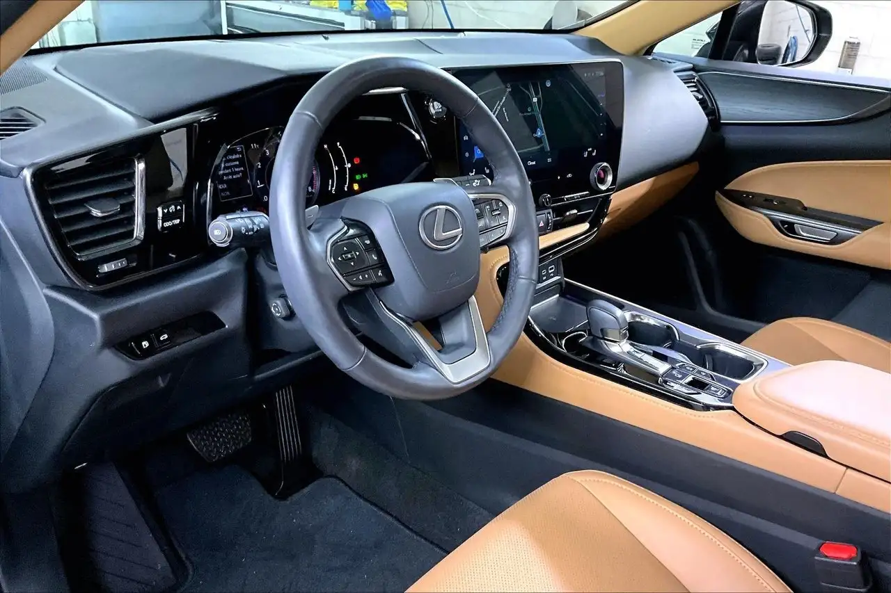 Lexus NX снимка Lexus NX
