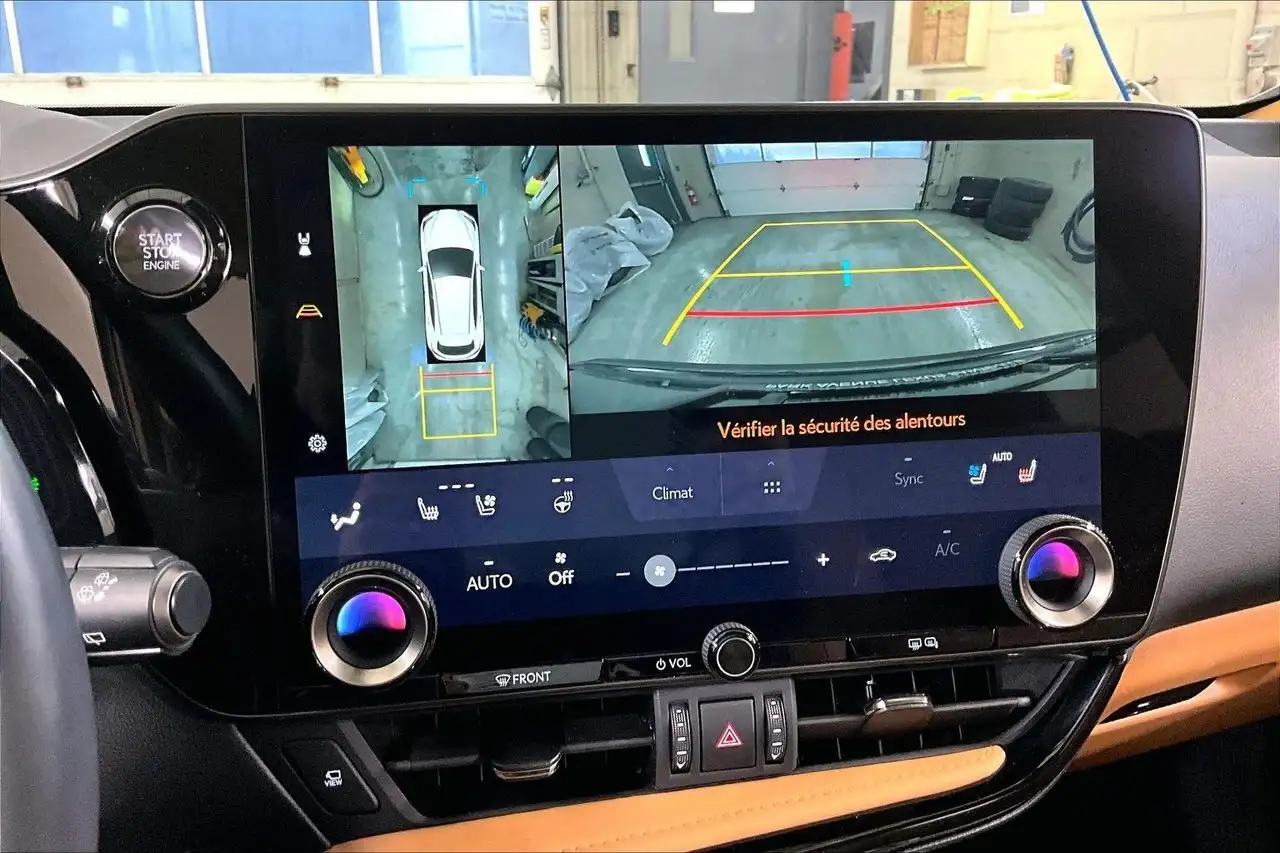 Lexus NX снимка Lexus NX