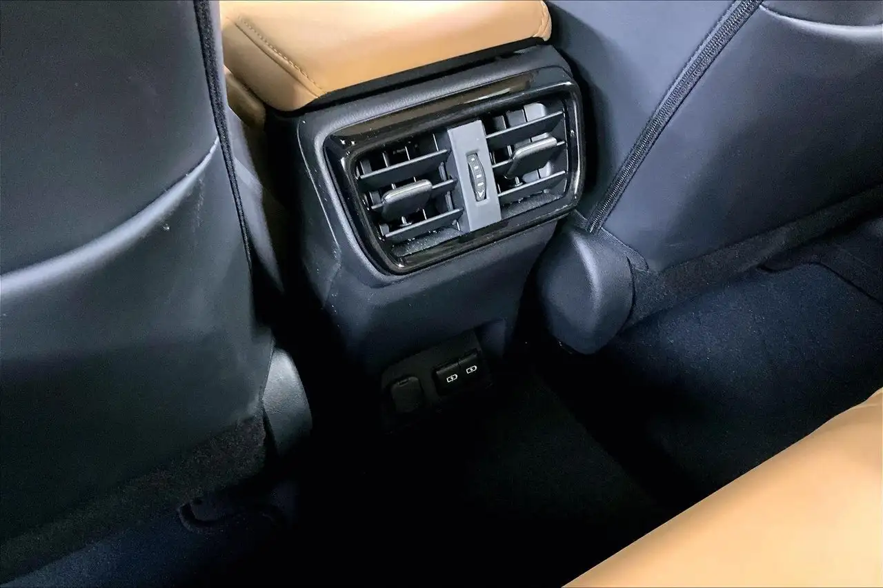 Lexus NX снимка Lexus NX