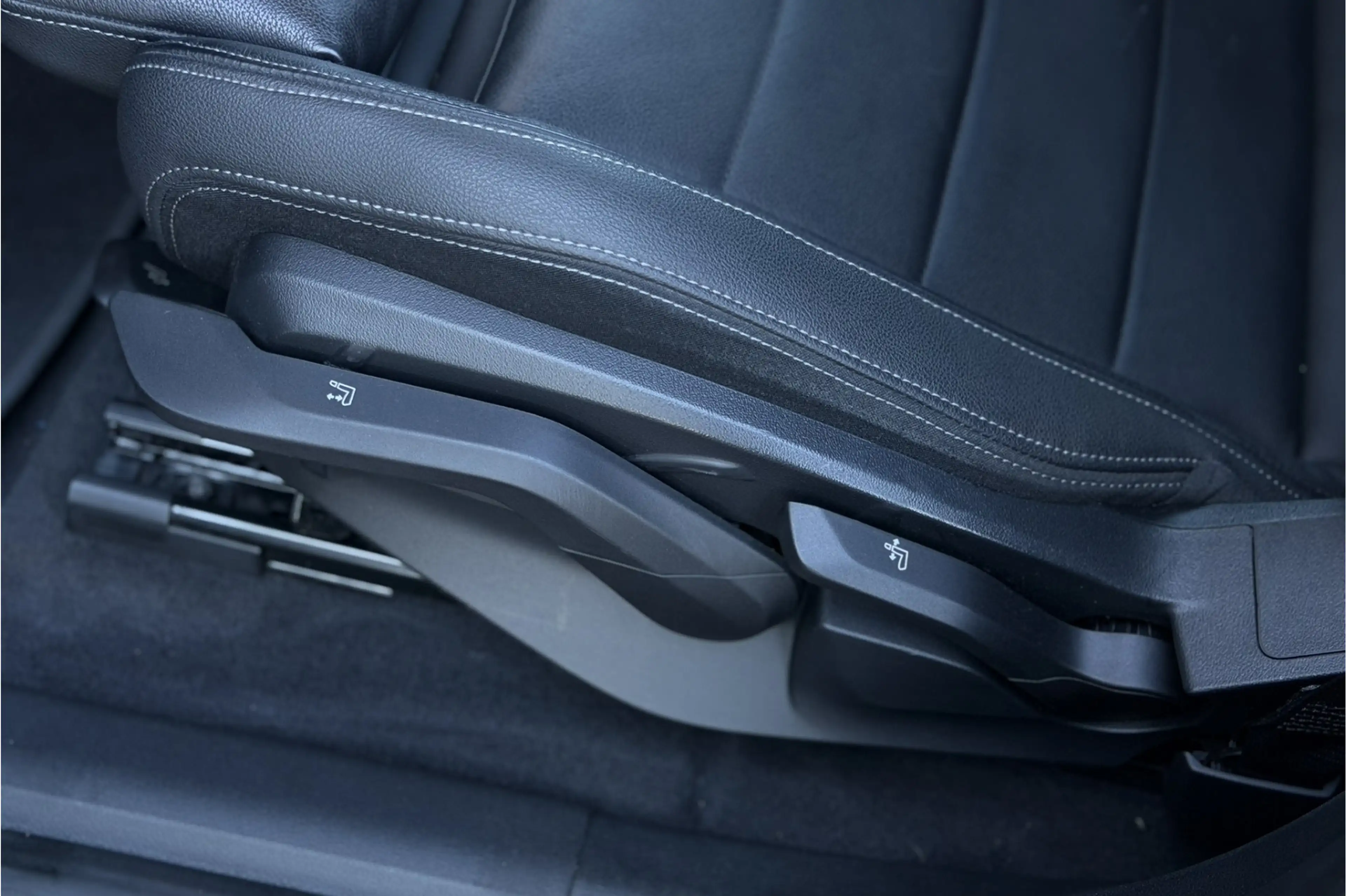 BMW 225 2-serie Active Tourer 225e xDrive M-Sport | Panoda — photo 9