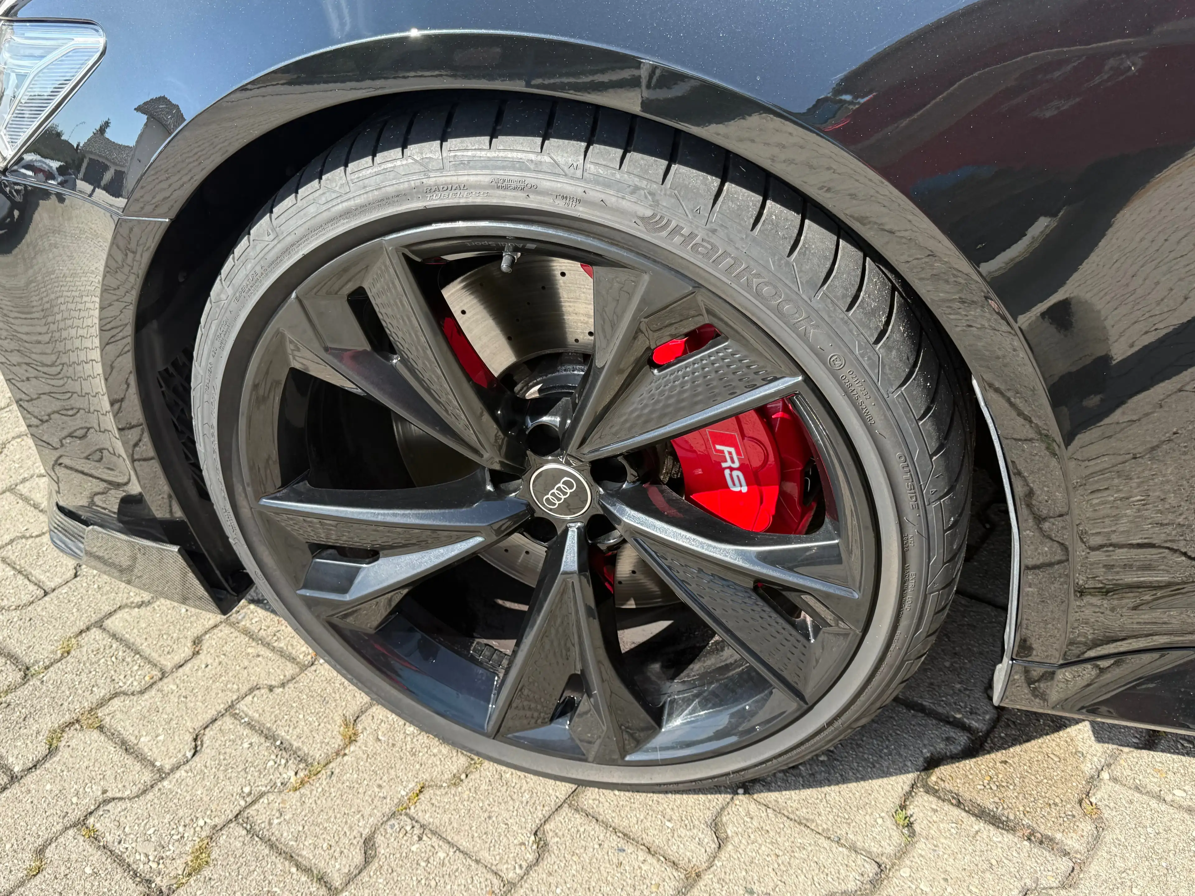 Audi RS6 4.0 TFSI quattro — photo 13