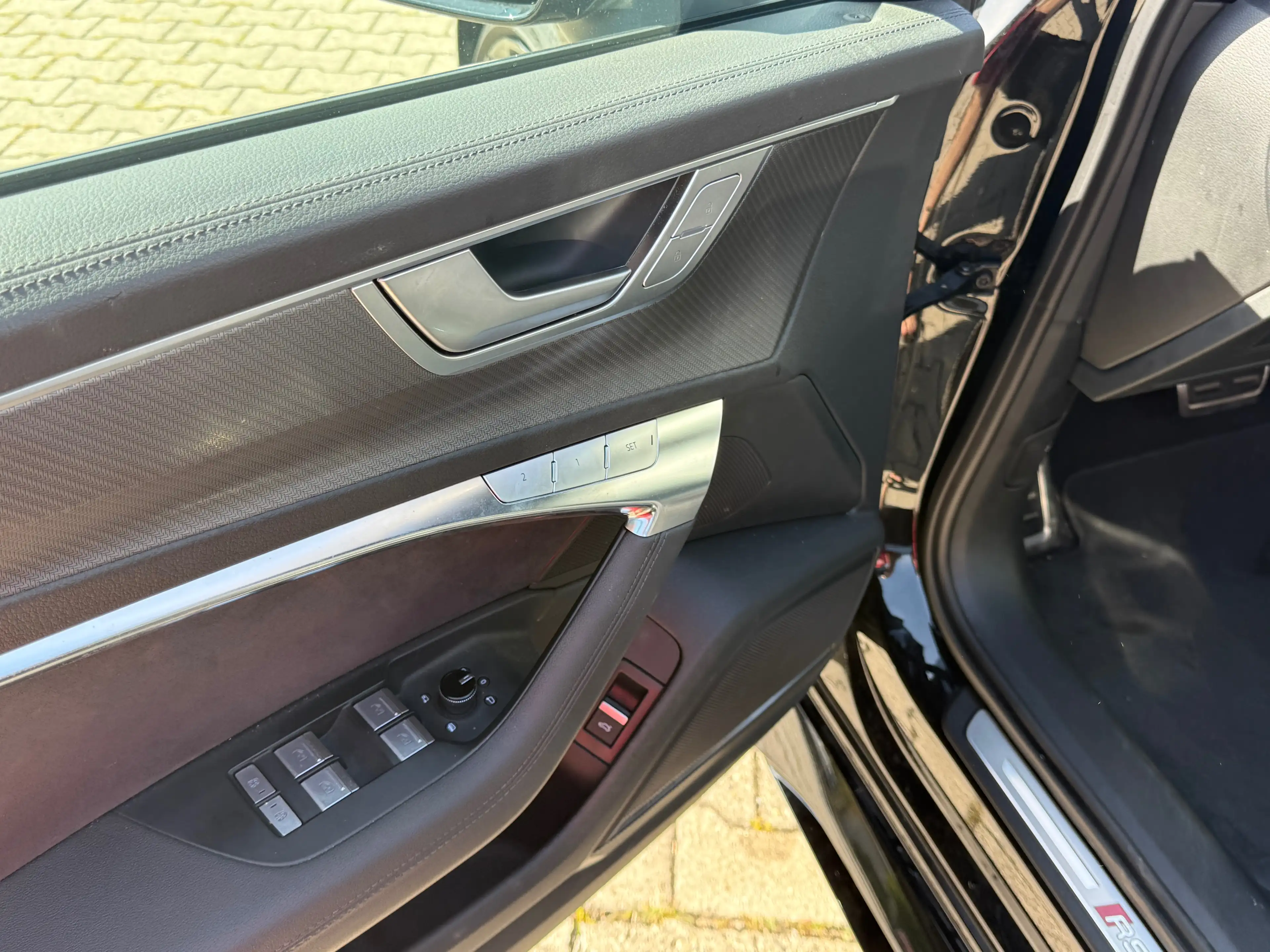 Audi RS6 4.0 TFSI quattro — photo 6