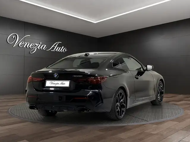 BMW 4 Series view 4