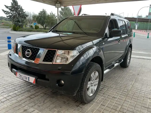 Nissan Pathfinder 2.5dCi XE 7pl.