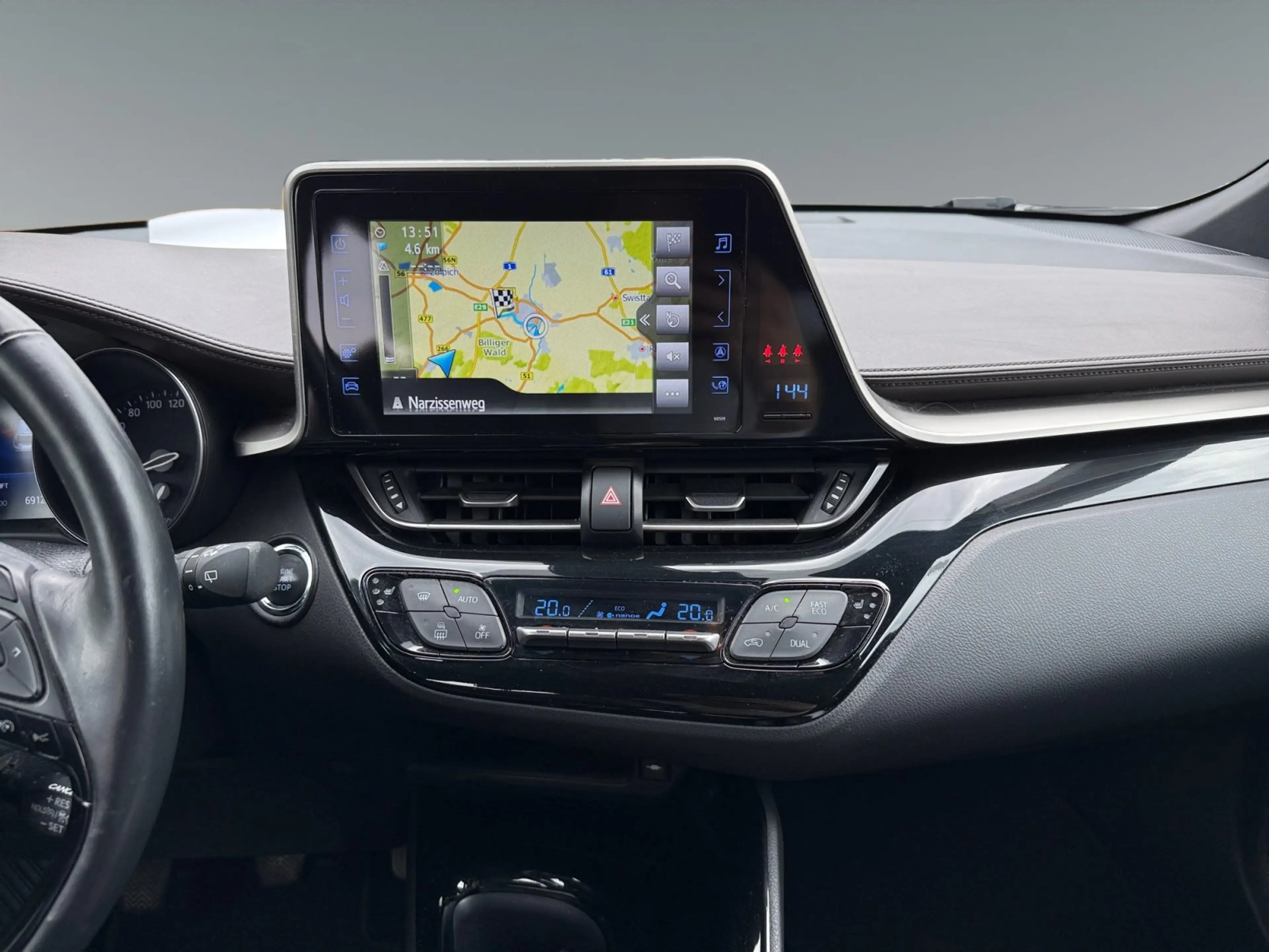 Toyota C-HR 1.2 Turbo Lounge *NAVI*RFK*PDC*SHZ*LHZ* — photo 12