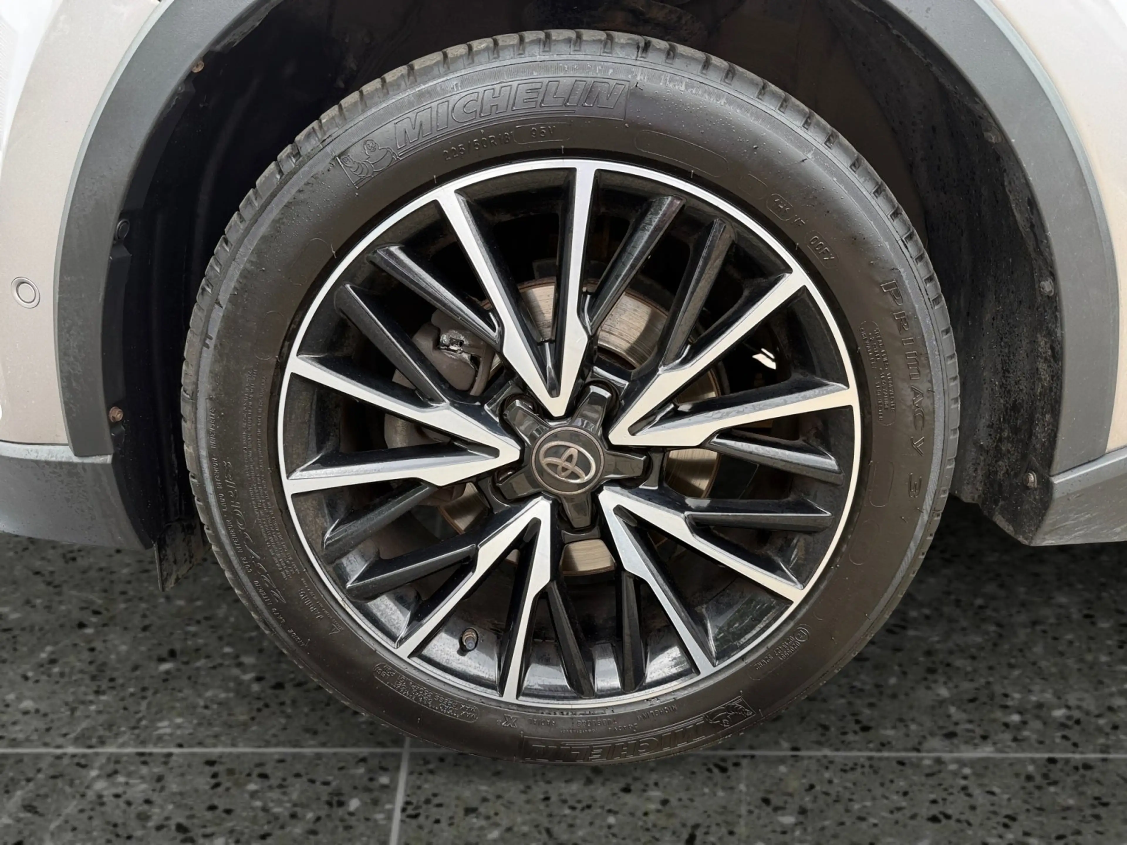 Toyota C-HR 1.2 Turbo Lounge *NAVI*RFK*PDC*SHZ*LHZ* — photo 15