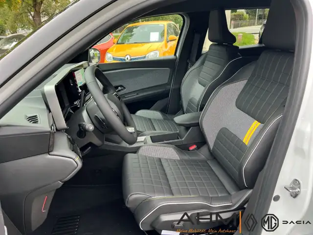 Renault Electric 150 view 11