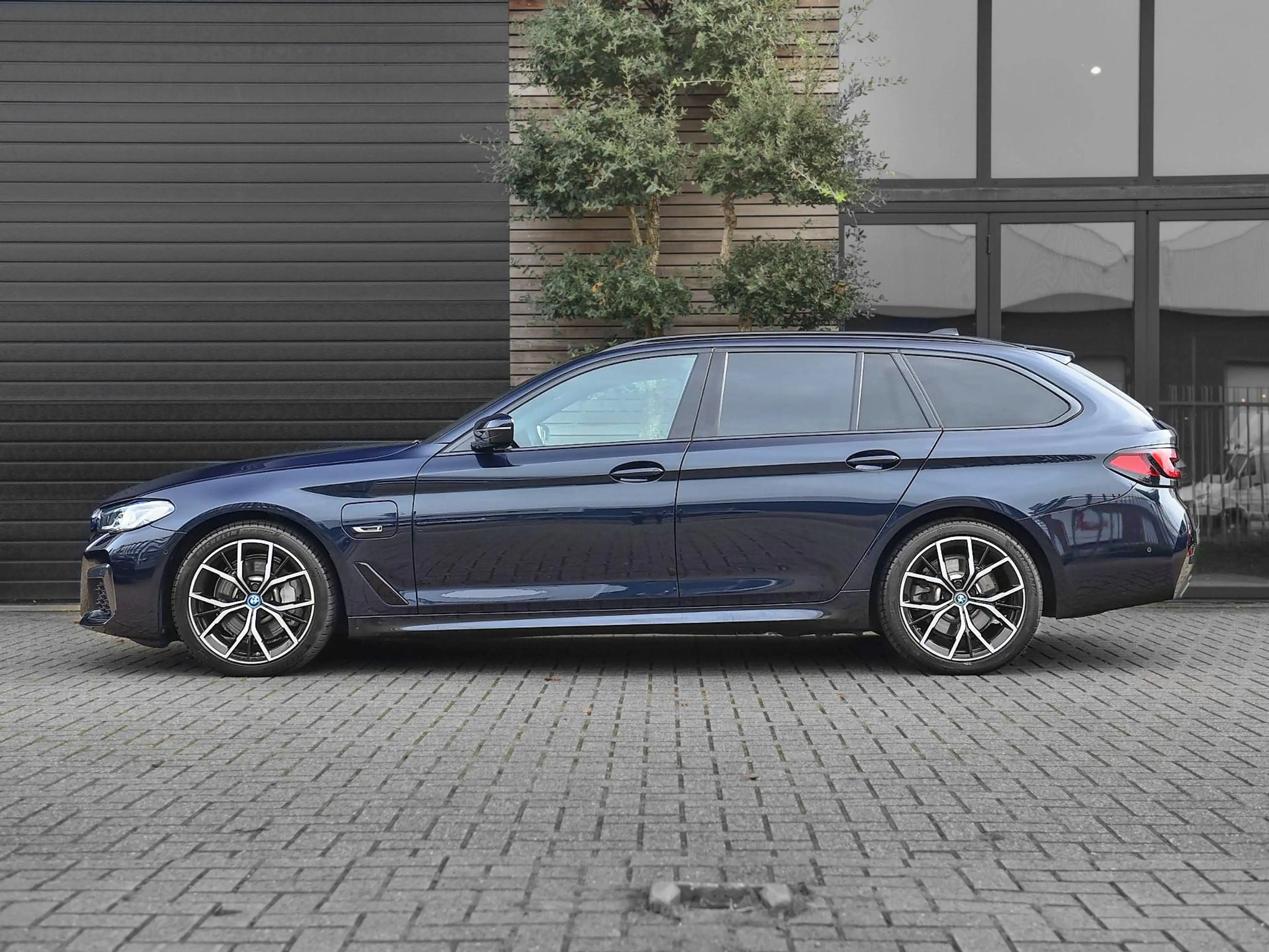 BMW 530 5-serie 530e xDrive Business M-sport Laser ACC Ler — photo 3