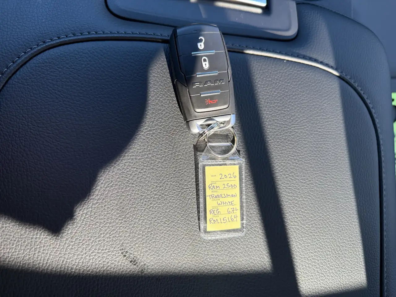RAM 2500 снимка RAM 2500