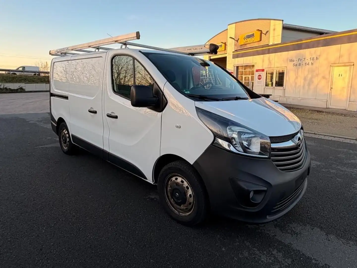 Opel Vivaro Kasten L1H1  2,9t*2*Sortimo*Dachgepäck*TÜV Blanc - 2