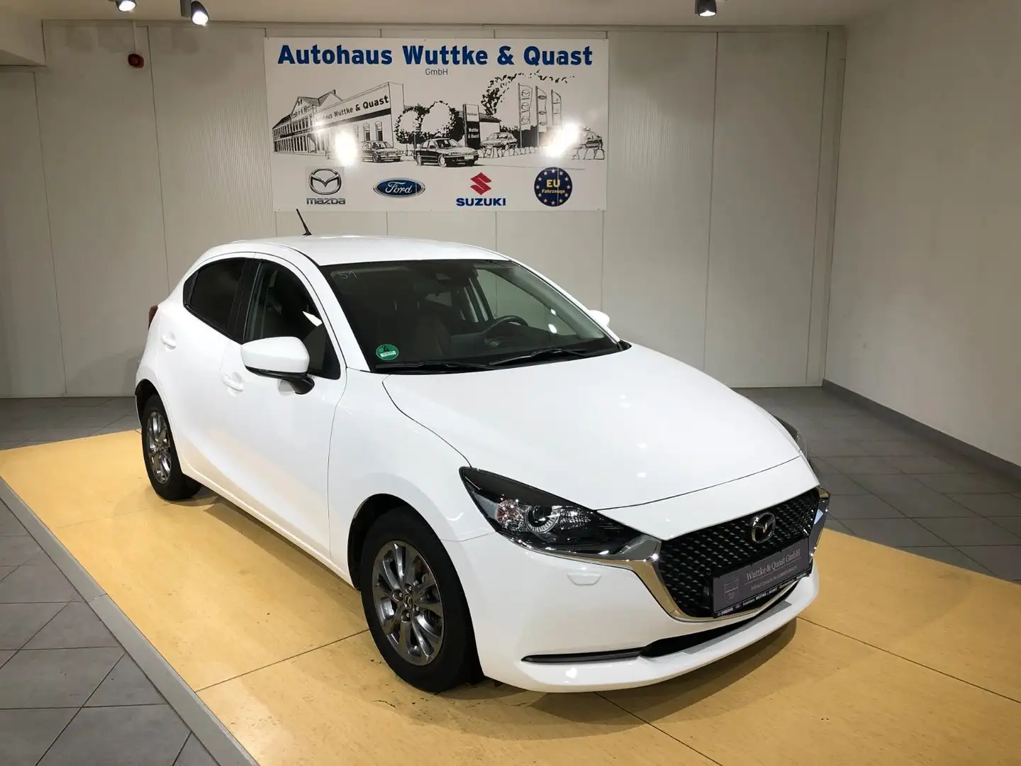 Mazda 2 Lim. Exclusive-Line Weiß - 1