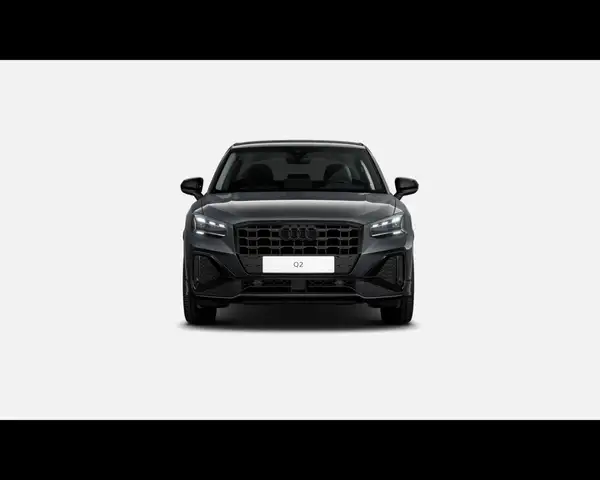 Audi Q2 view 4