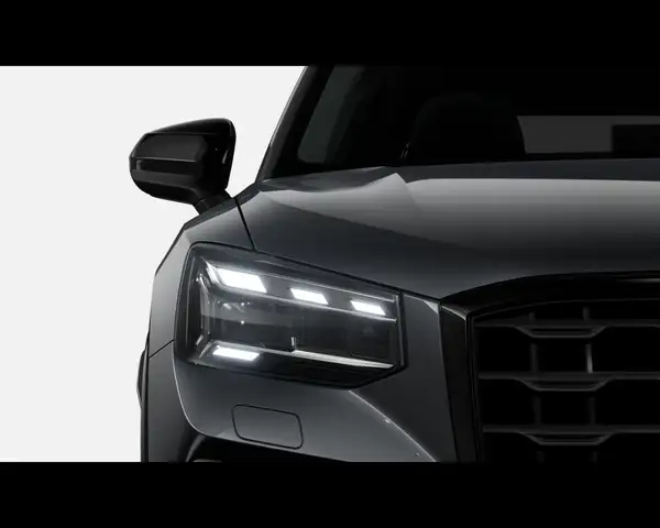 Audi Q2 view 6
