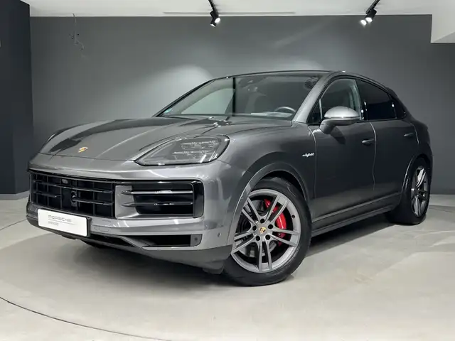 2025 Porsche Cayenne in Grey for sale