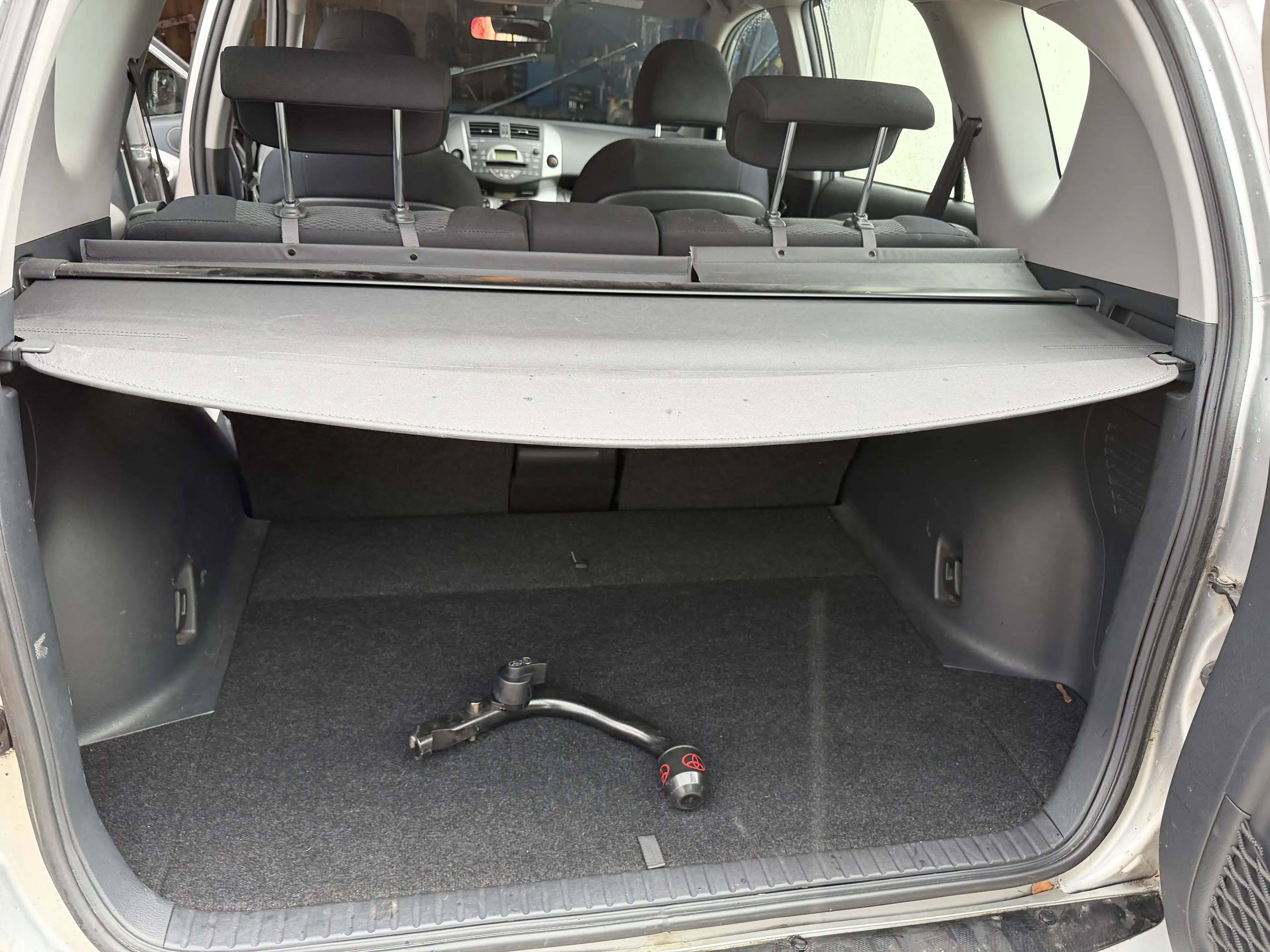 Toyota RAV 4 Basis — photo 11