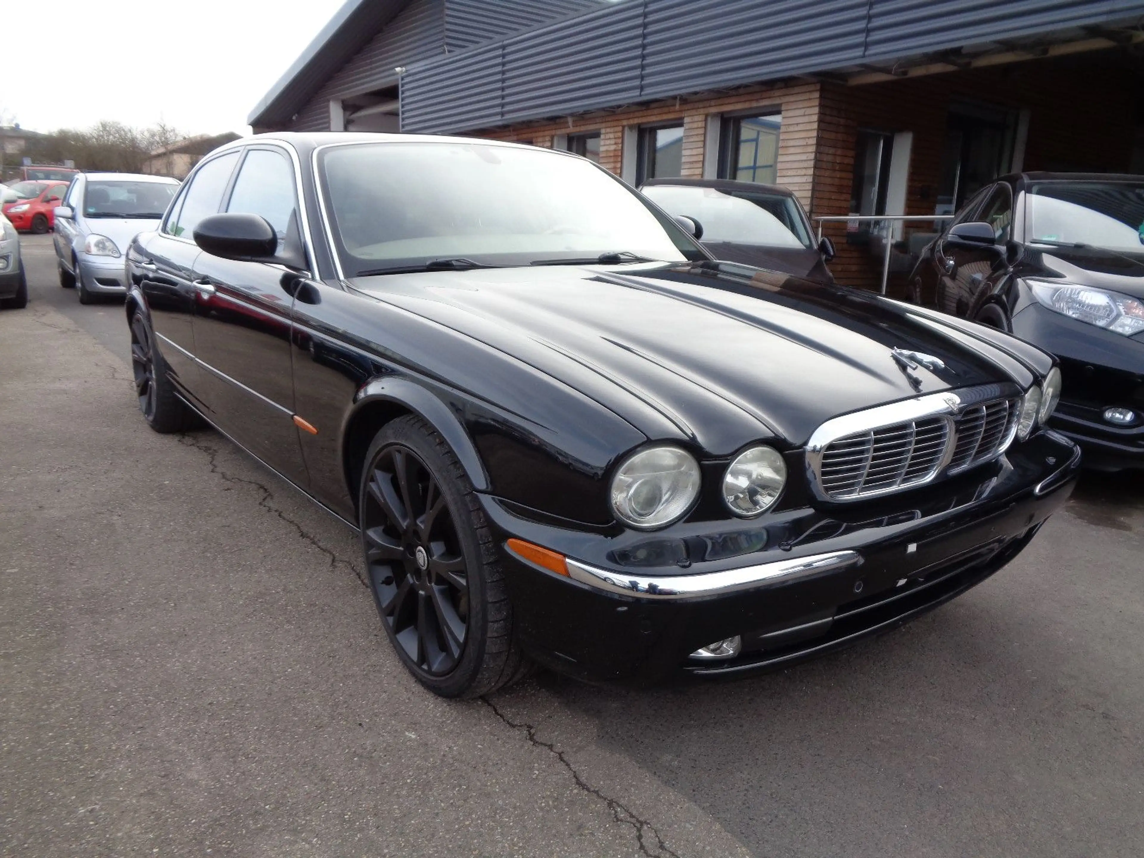 Jaguar XJ8 4.2 Executive*Vollleder*Navi*Shz*Memory*Pdc* — photo 4