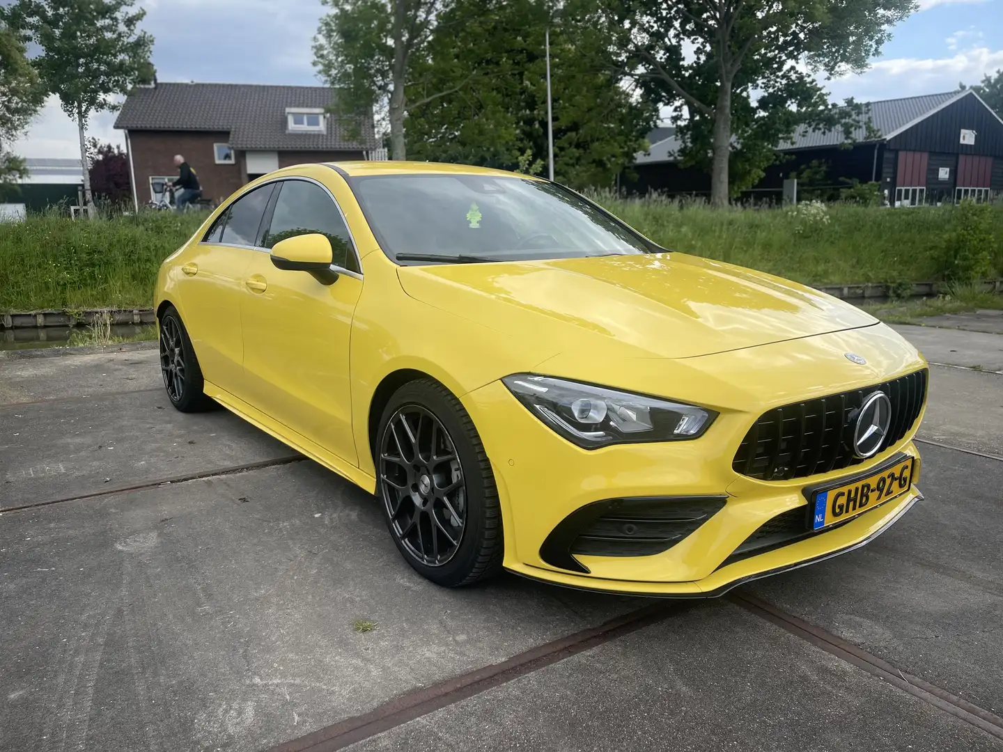 Mercedes-Benz CLA 35 AMG 4M Prem.Pl. Geel - 1