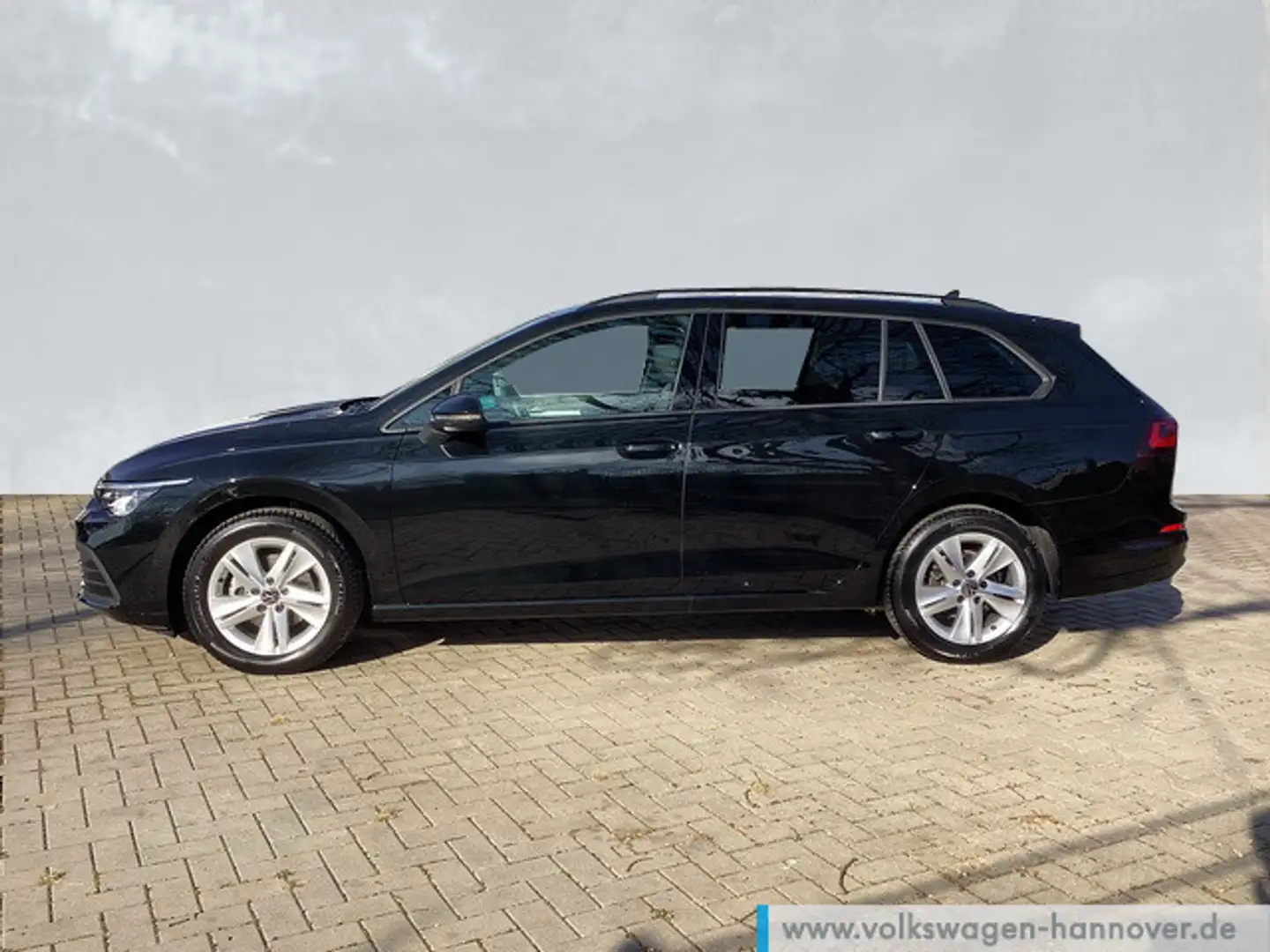 Volkswagen Golf Variant Golf VIII Variant 1.0 TSI Life Navi Pano AHK IQ- Noir - 2
