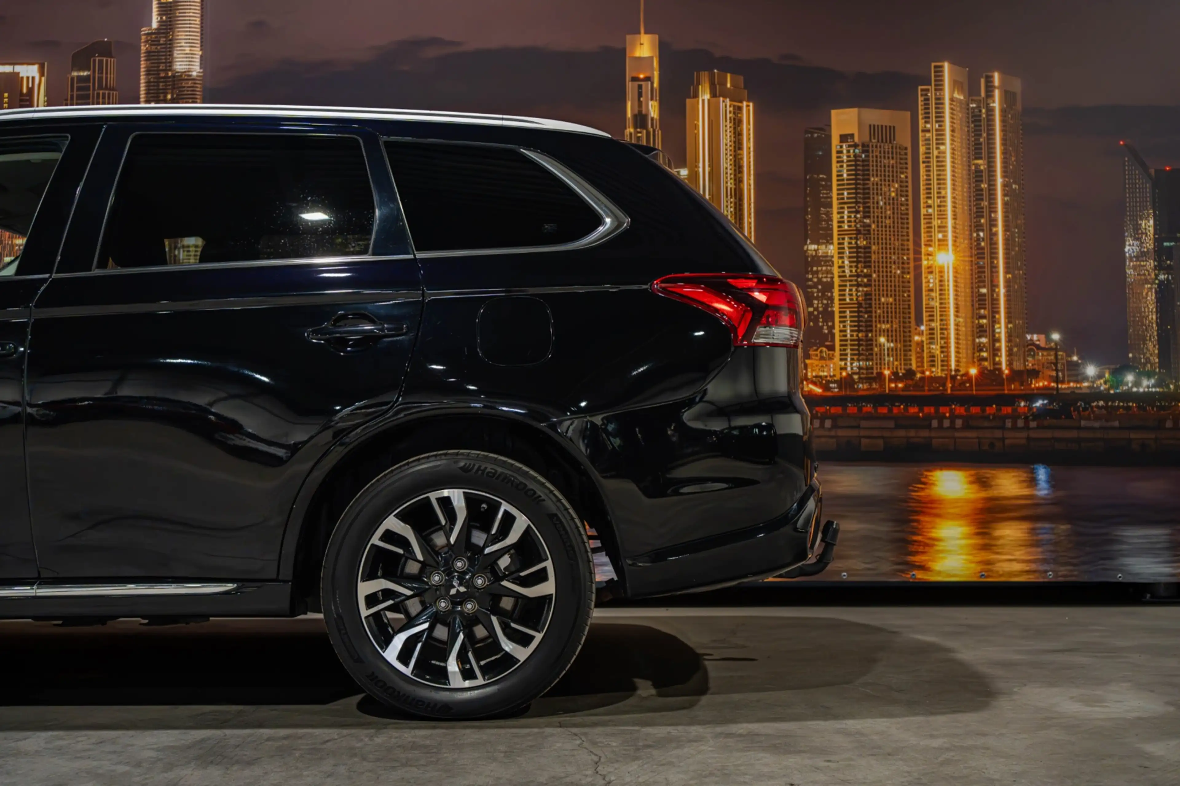 Mitsubishi Outlander 2.0 PHEV Executive Edition — photo 11