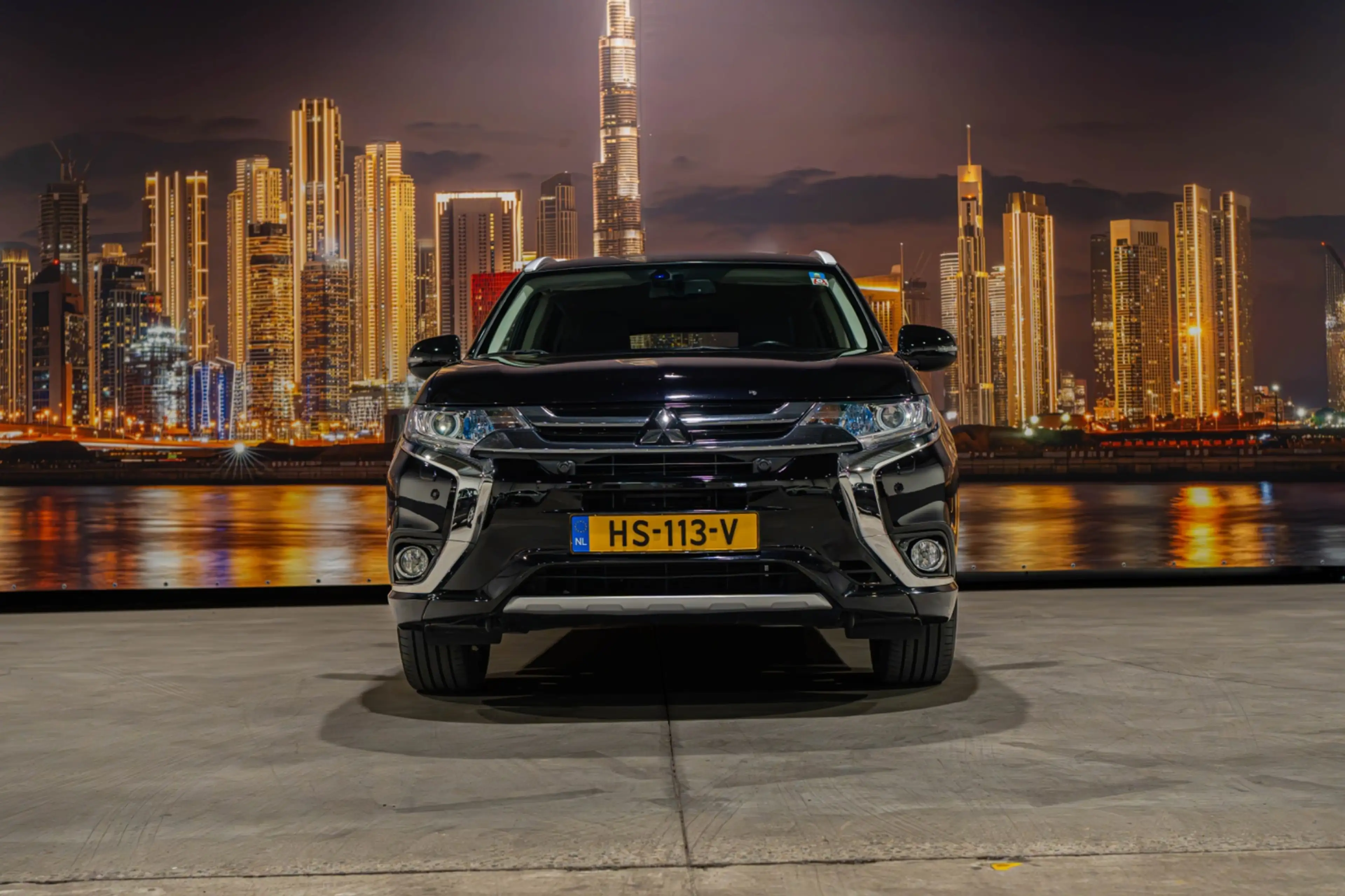 Mitsubishi Outlander 2.0 PHEV Executive Edition — photo 2