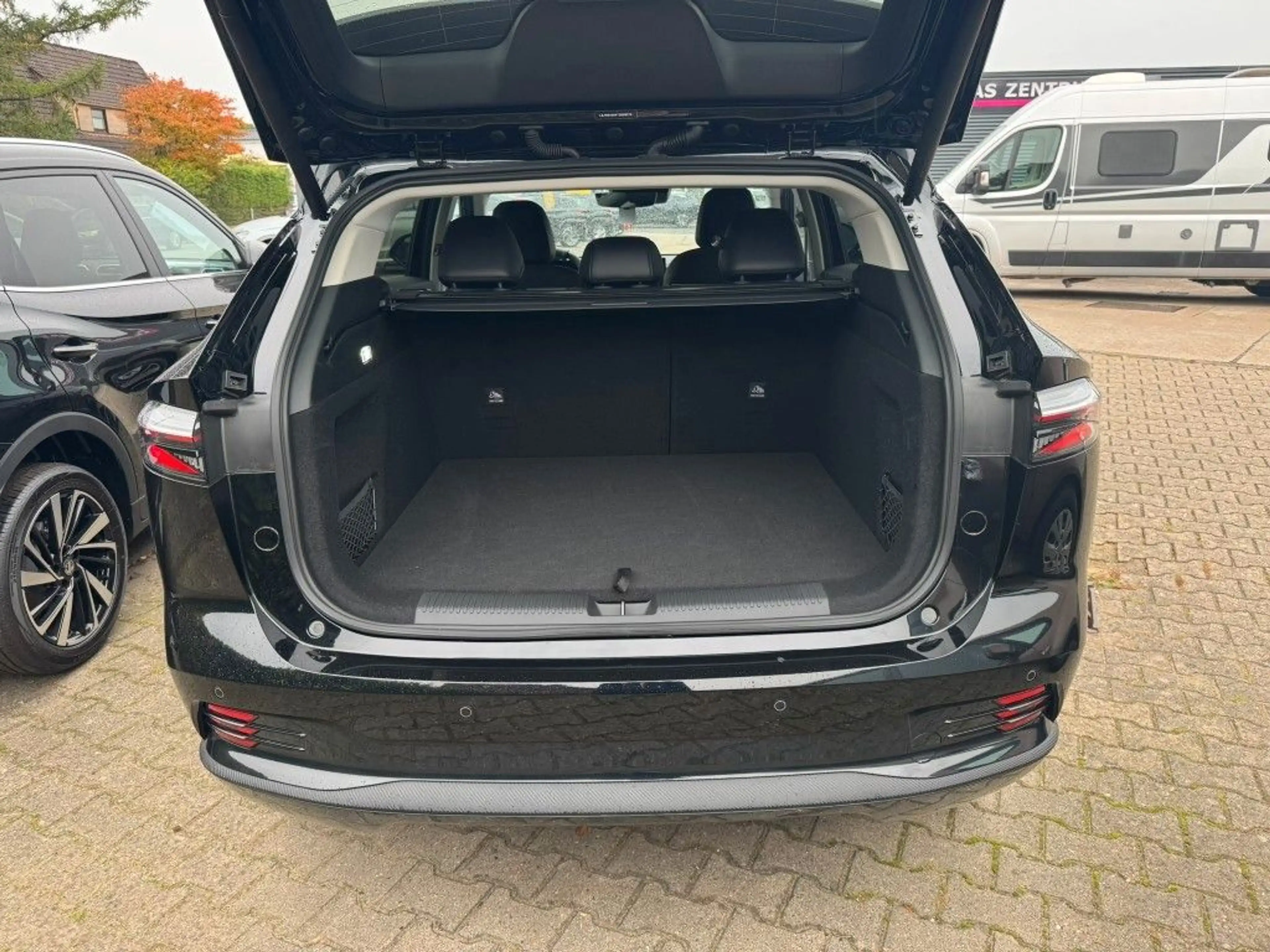 MG HS 1.5 Hybrid+ Luxury / NAVI / 360°KAMERA — photo 8