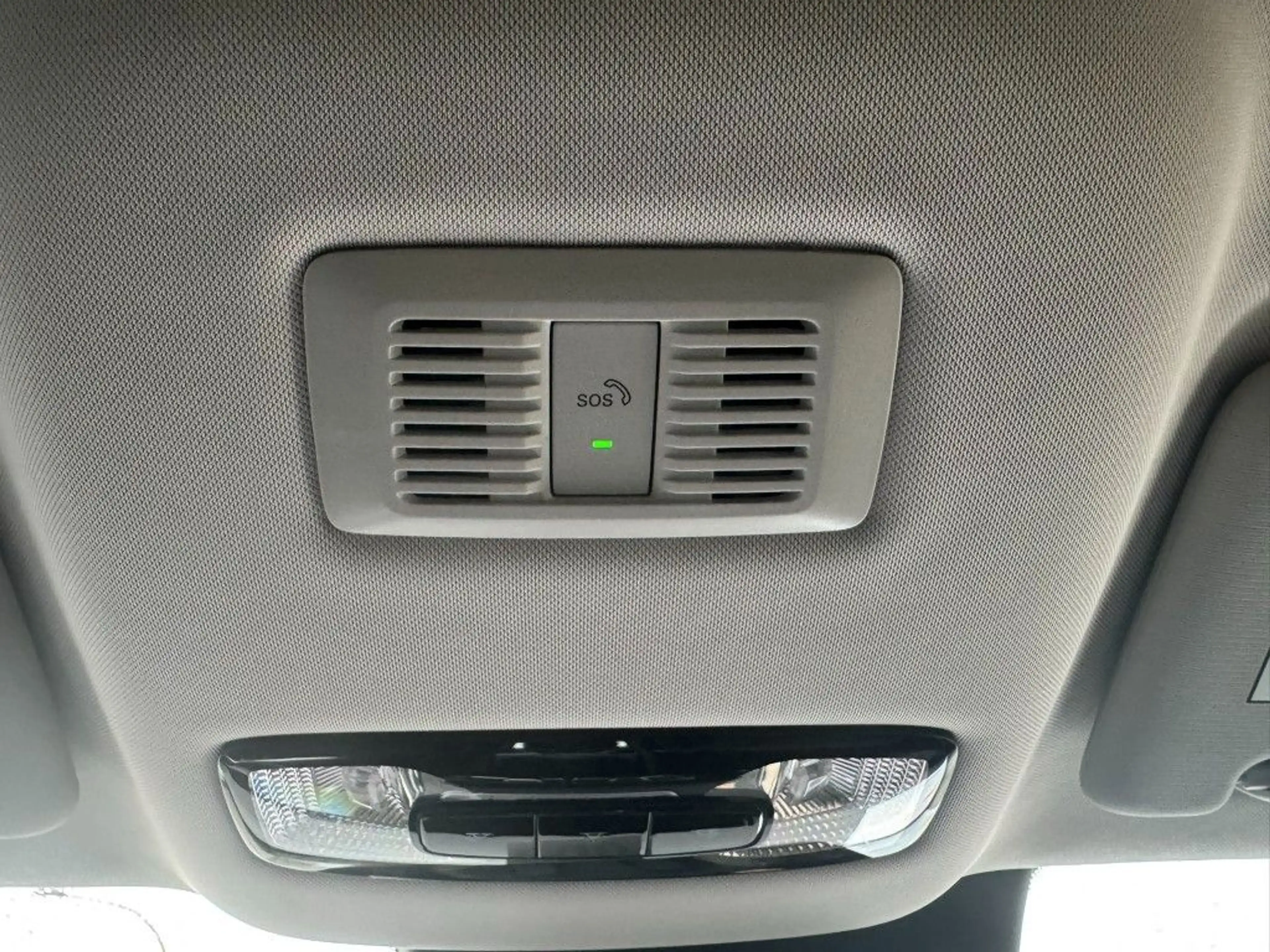 MG HS 1.5 Hybrid+ Luxury / NAVI / 360°KAMERA — photo 19