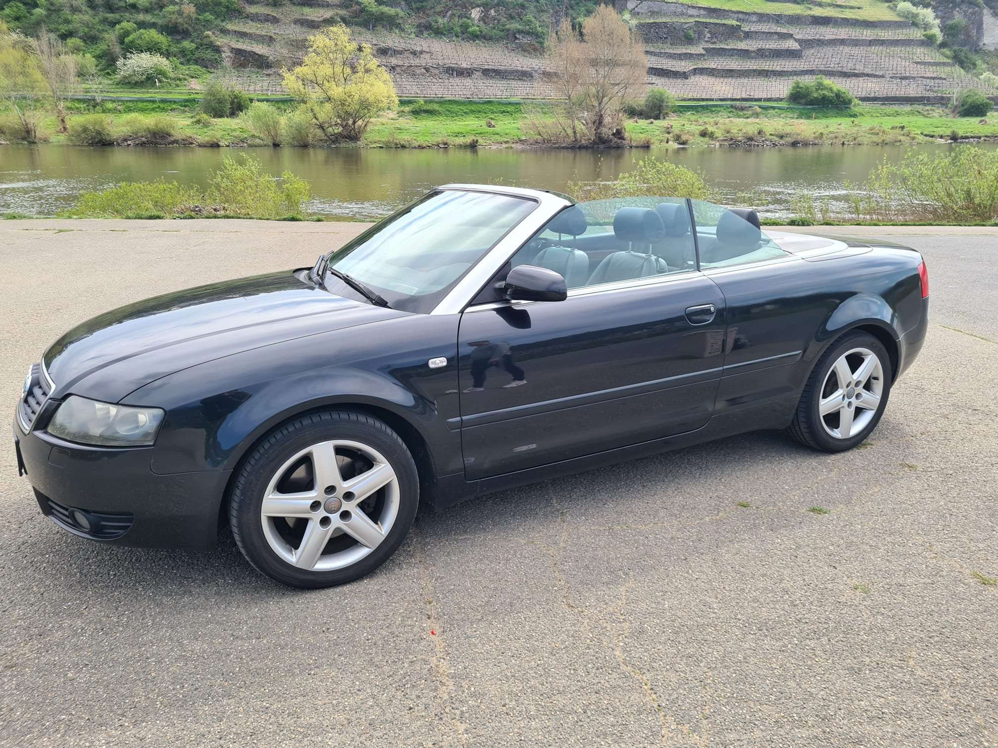 Second hand Audi A4 2.5