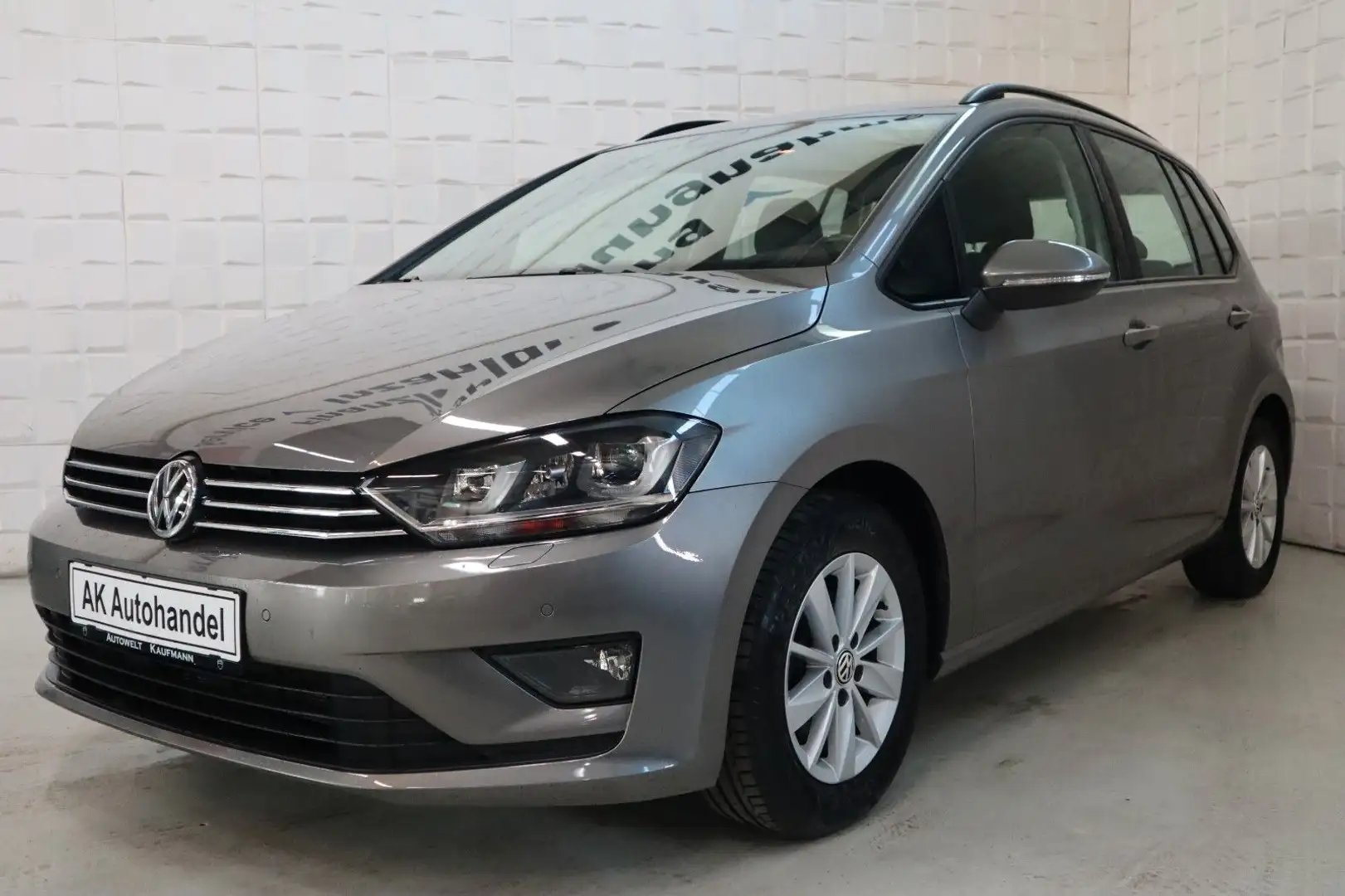 Volkswagen Golf Sportsvan VII Comfortline BMT/Start-Stopp Gris - 1