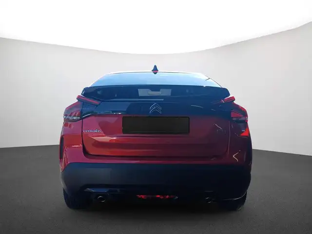 Citroen C4 view 3