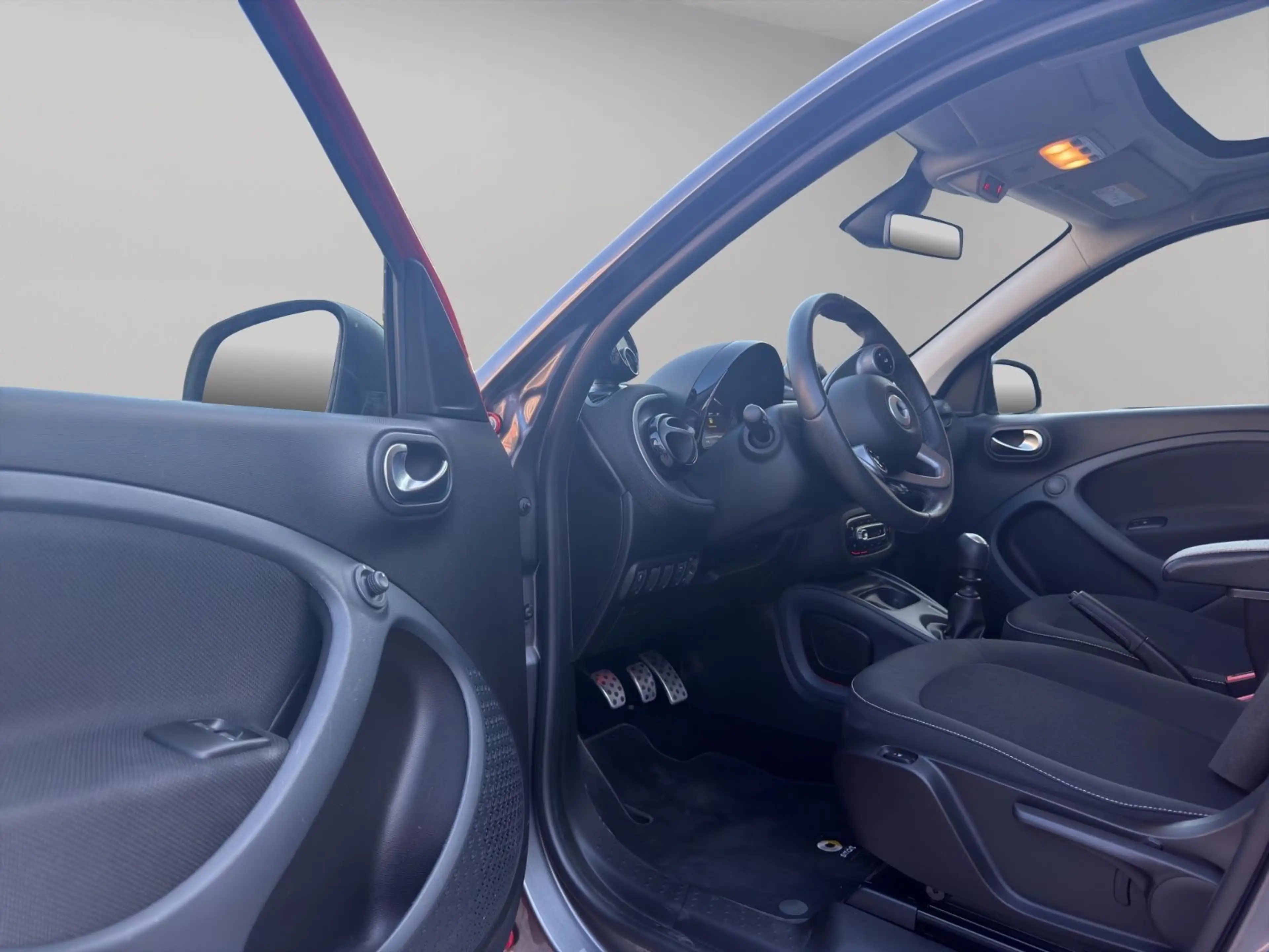 smart forFour Passion Panoramadach — photo 9