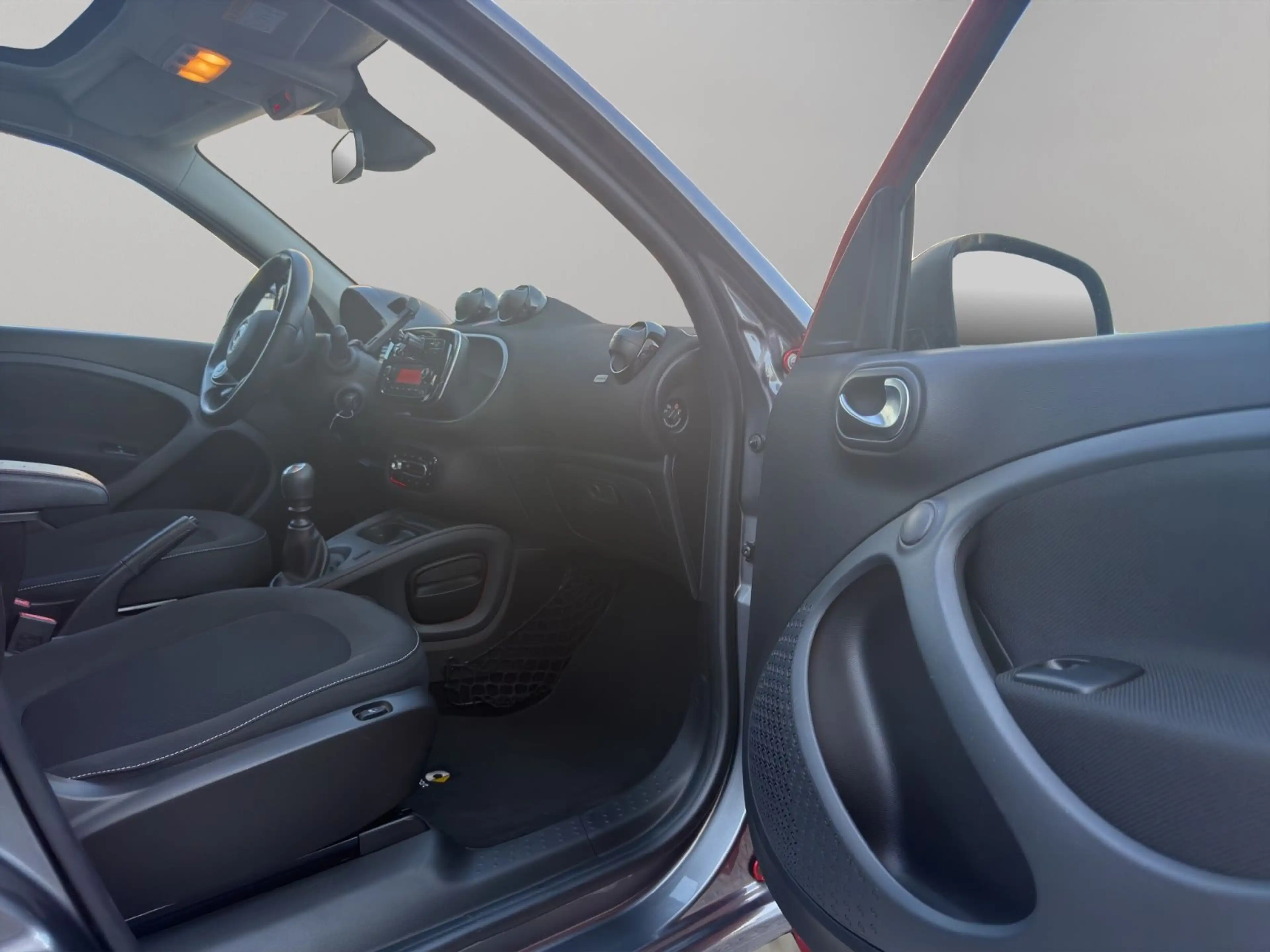 smart forFour Passion Panoramadach — photo 10