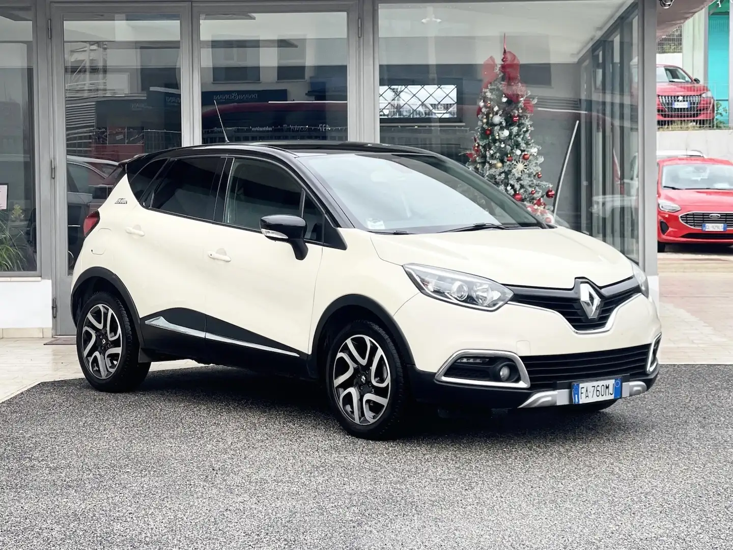 Renault Captur 1.5 Diesel 90CV E5 Neo - 2015 Beige - 1