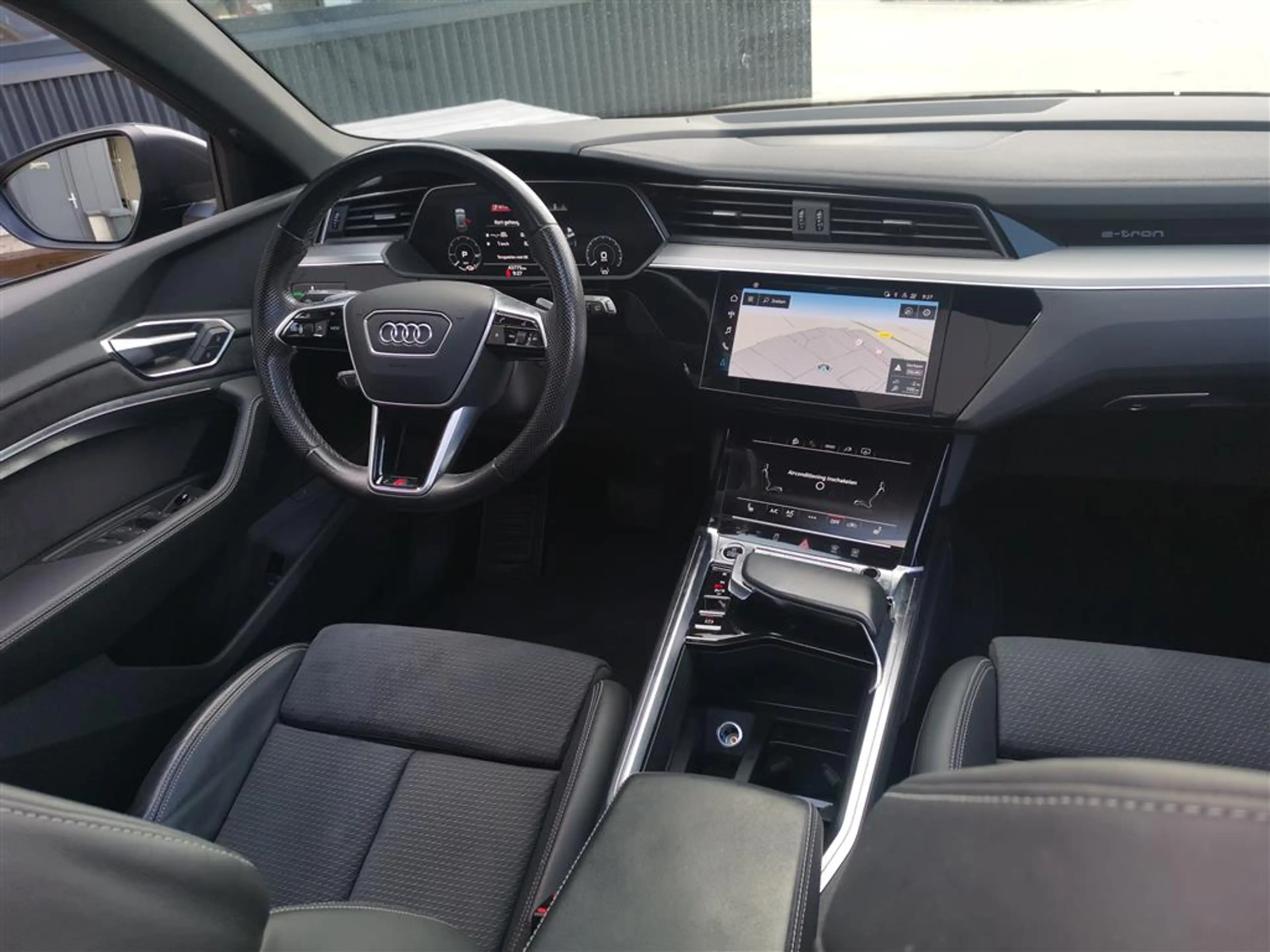 Audi e-tron 55 quattro S-Line 95 kWh PANO TREKHAAK CAMERA — photo 5