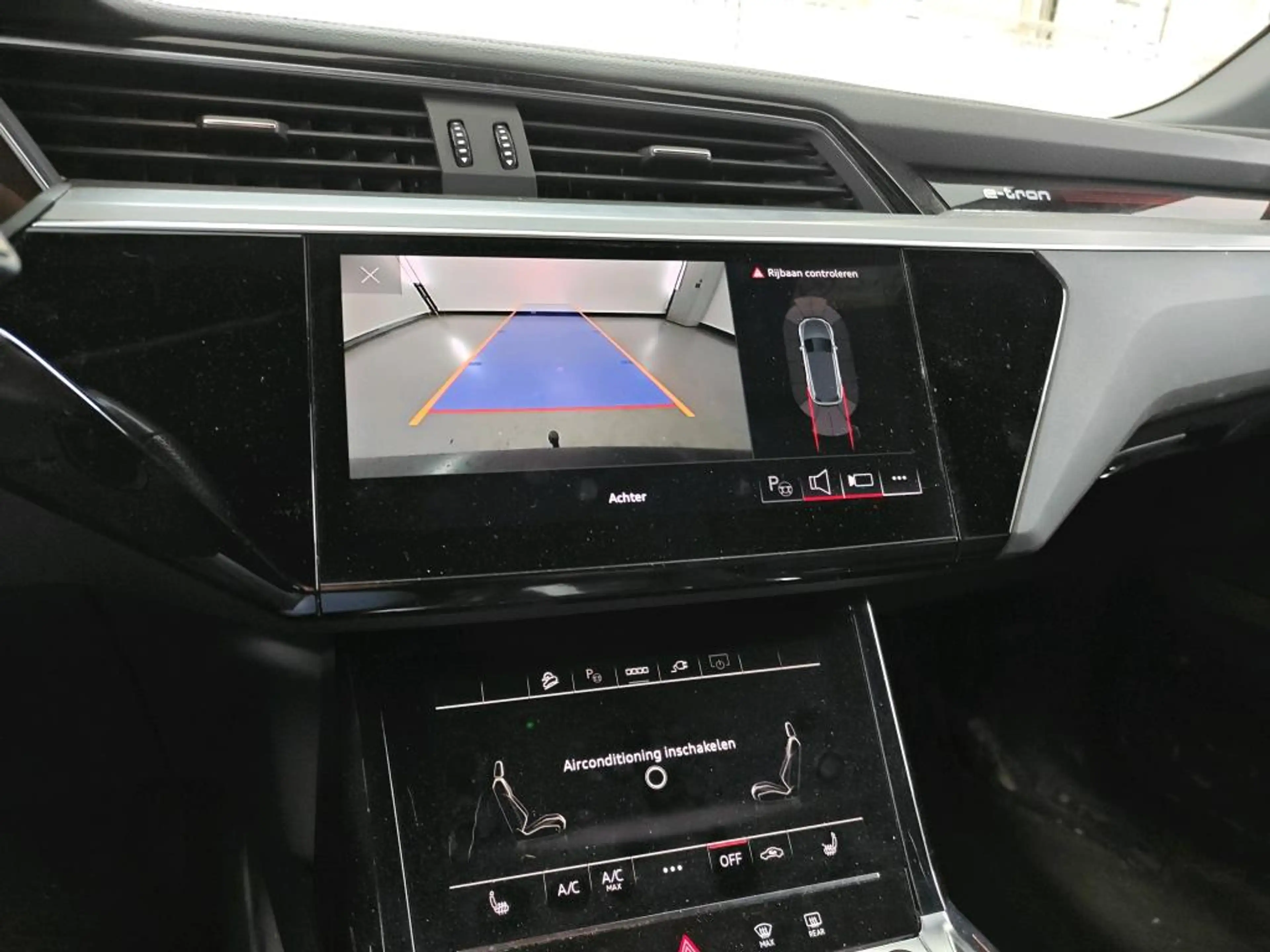 Audi e-tron 55 quattro S-Line 95 kWh PANO TREKHAAK CAMERA — photo 6