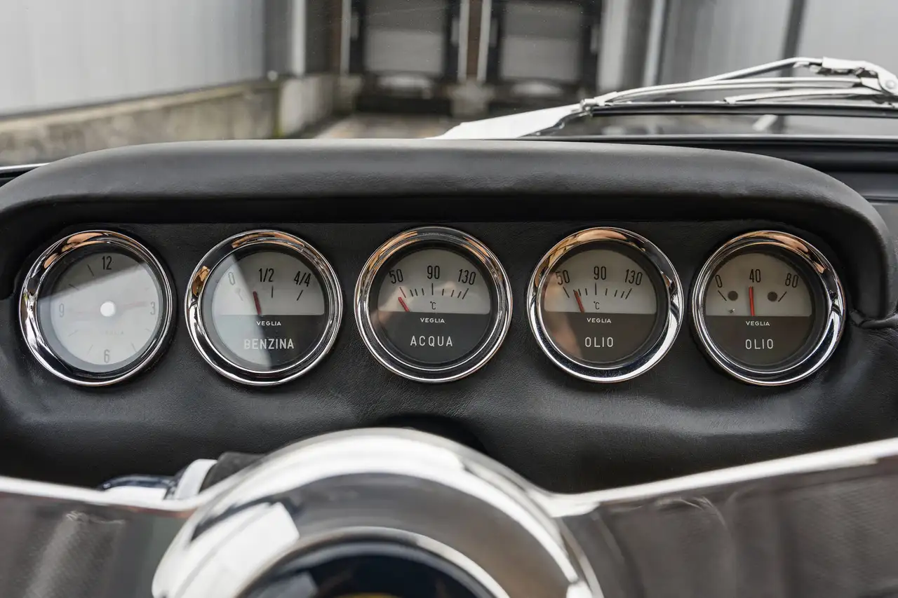 Ferrari 250 GT Lusso - Blu Jolie - 1 of 351 - Fully Restored, foto 7