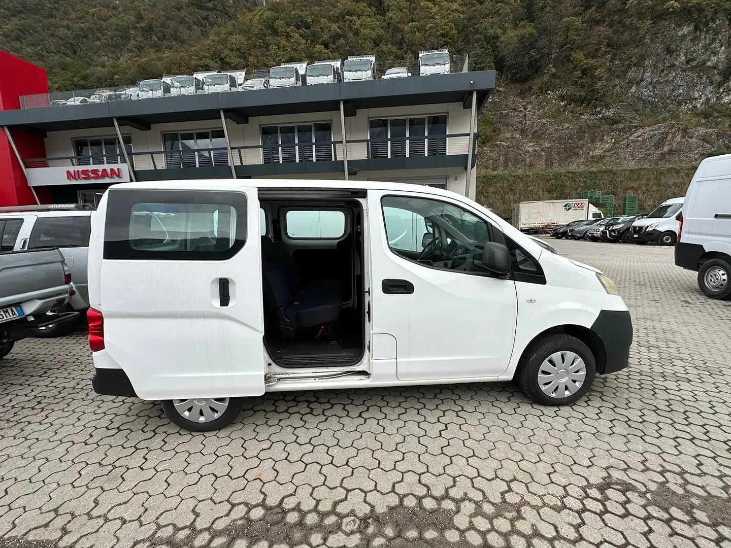 Nissan Evalia 1.5 dCi 90cv Visia NV200 COMBI 1.5 EFF Biały - 2