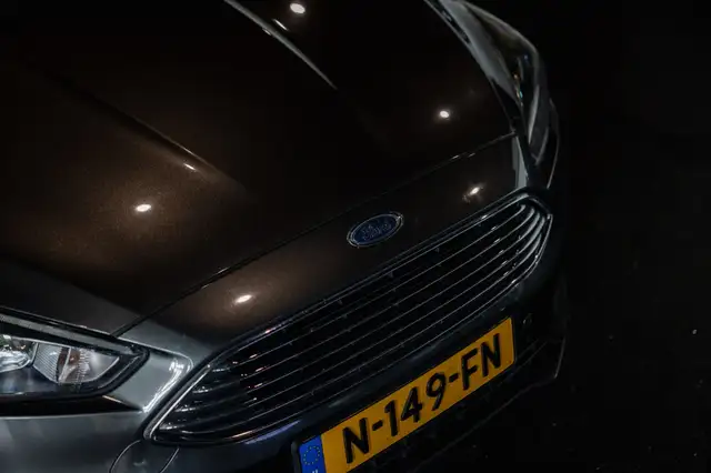 Ford Focus view 17