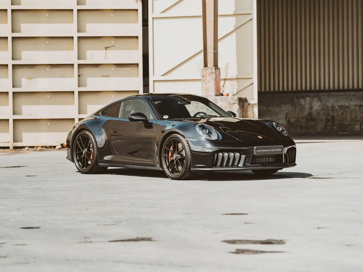 Porsche 992 .2 Carrera GTS T-hybrid/PDK/Pano/Bose/18-way/BTW Schwarz - 1