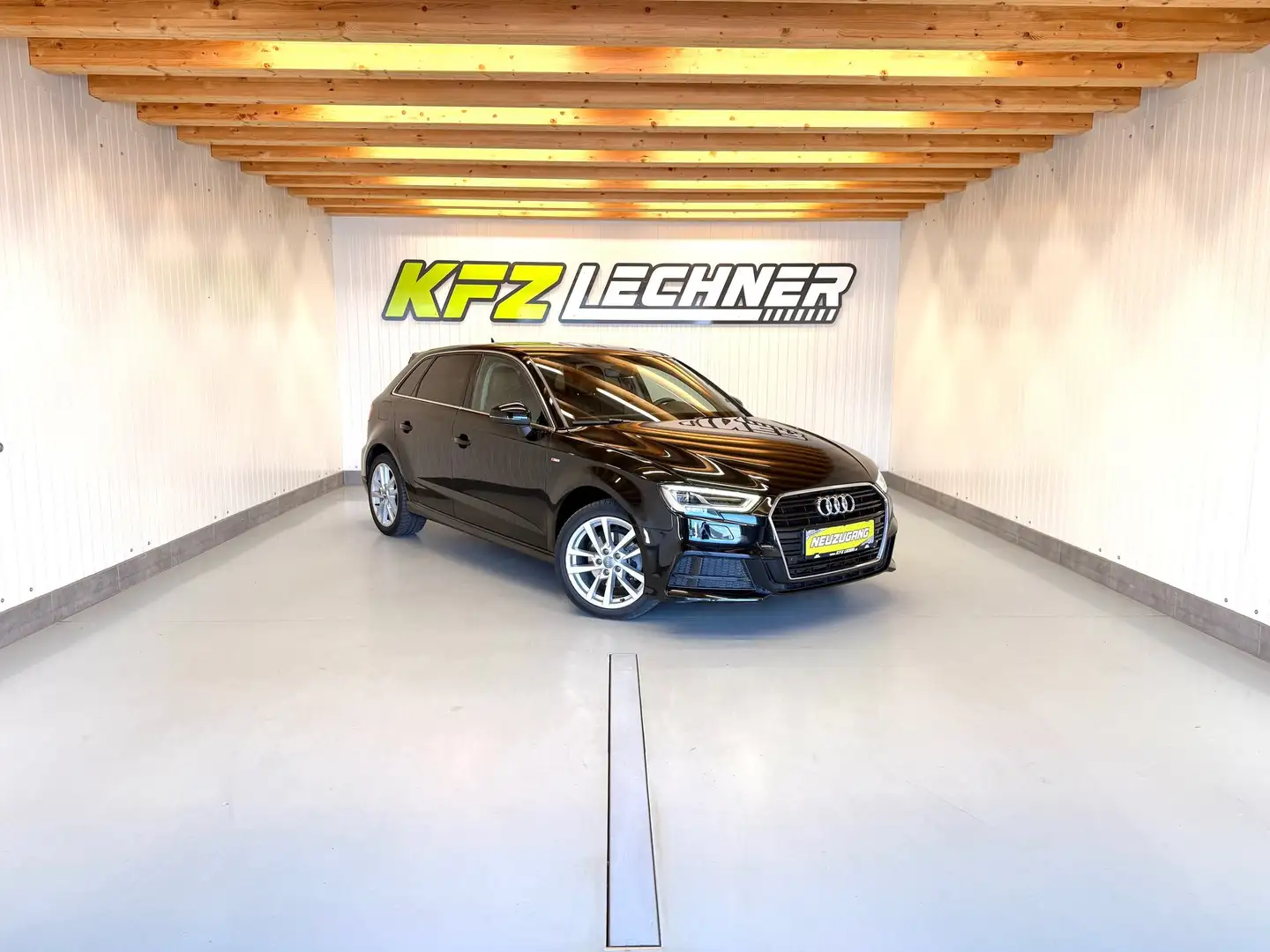 Audi A3 SB 30 TFSI "S line" MATRIX:NAVI*SITZH*VIRTUAL Schwarz - 1