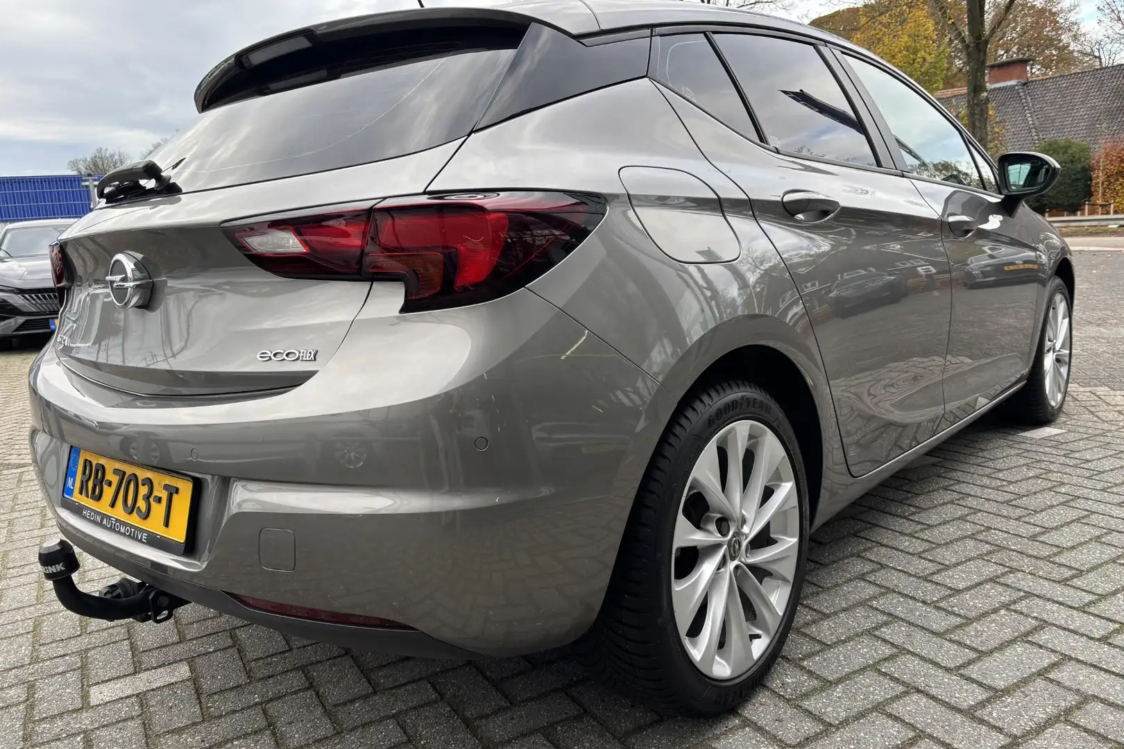 Opel Astra 105 PK Online Edition | Navigatie via App | Trekha Gris - 2